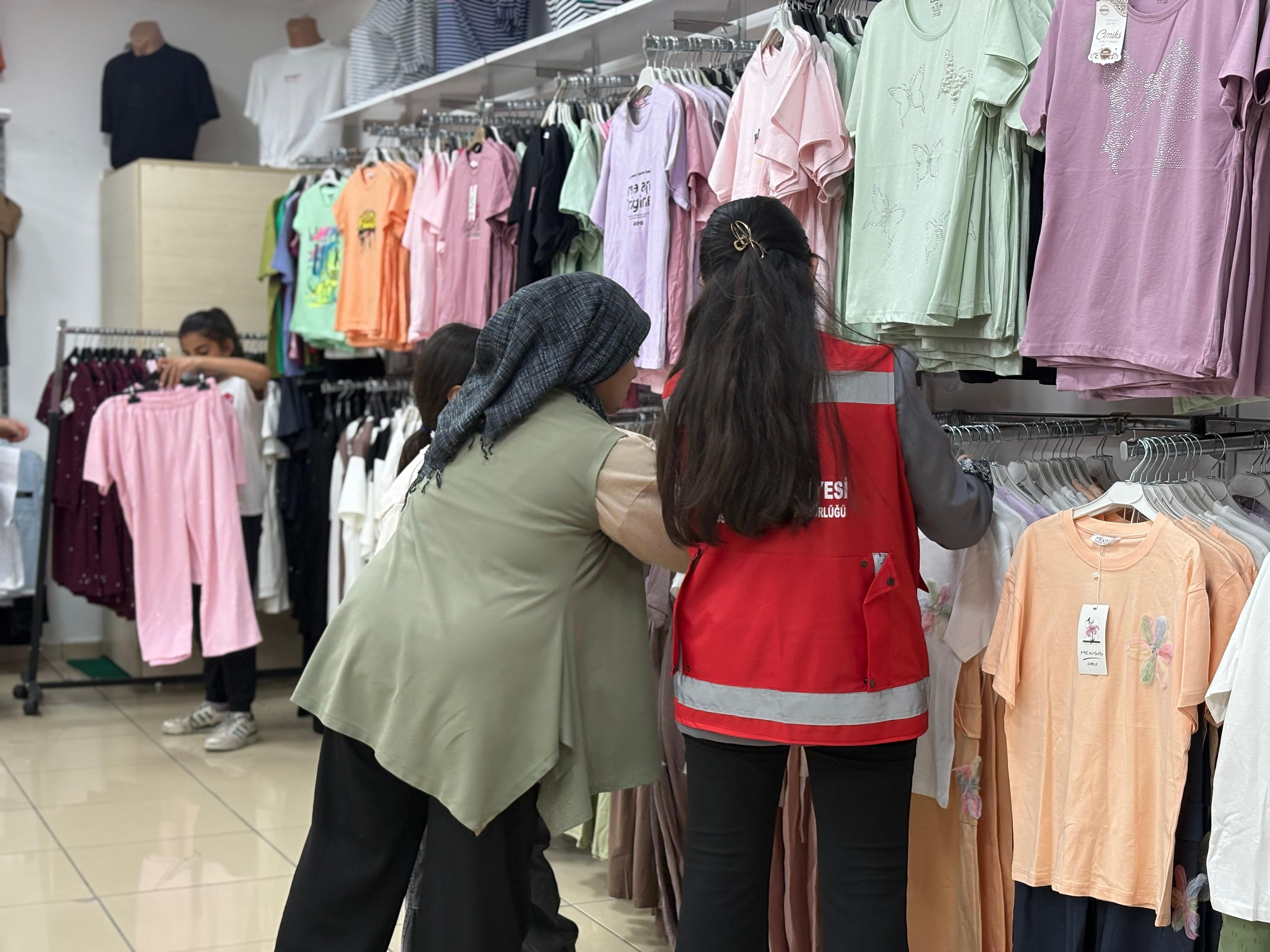 Sincan Belediyesi’nden 1100 Çocuğa Bayramlık Desteği 2