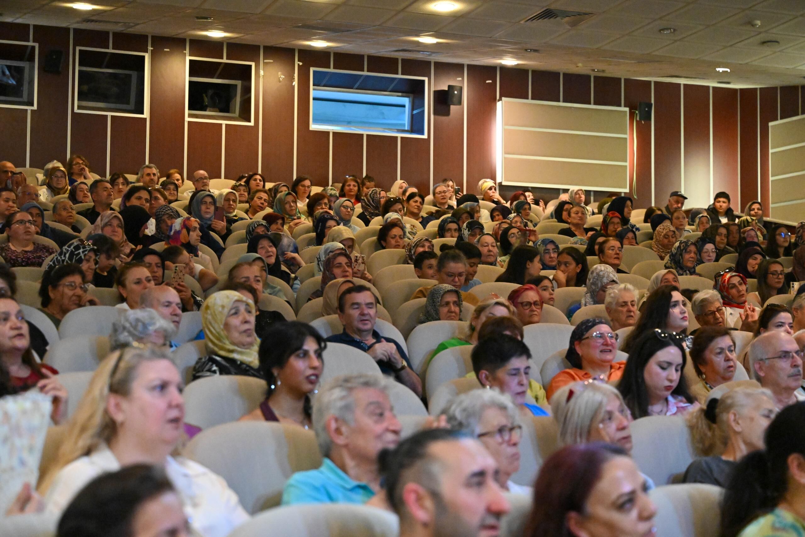 Altindağ’da Türk Sanat Müzi̇ği̇ Zi̇yafeti̇ (3)