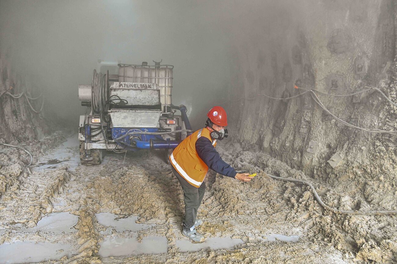 Dikimevi Natoyolu Metro Hattı'nda Acil Durum Tatbikatı (1)