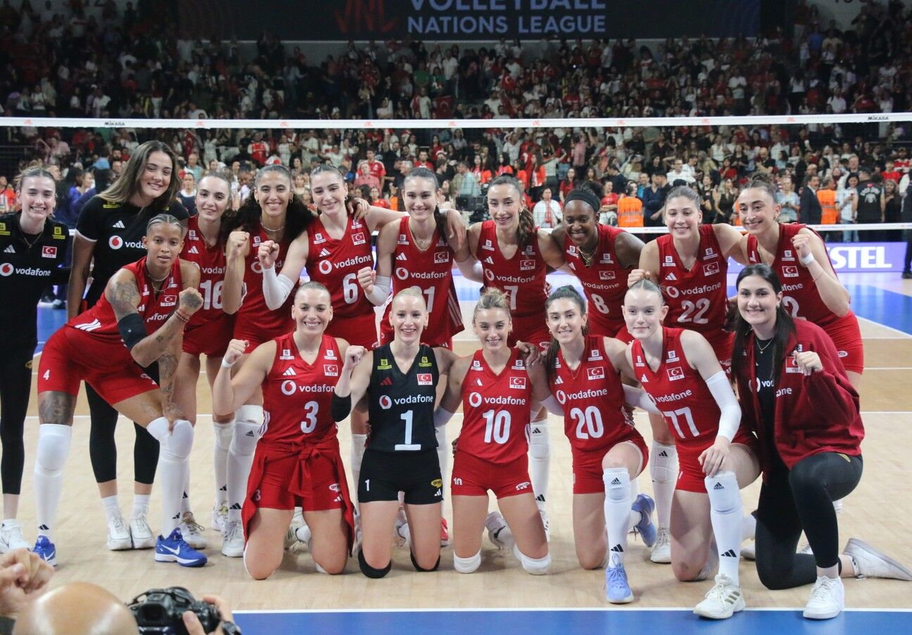 Filenin Sultanları Fransa’yı set vermeden geçti