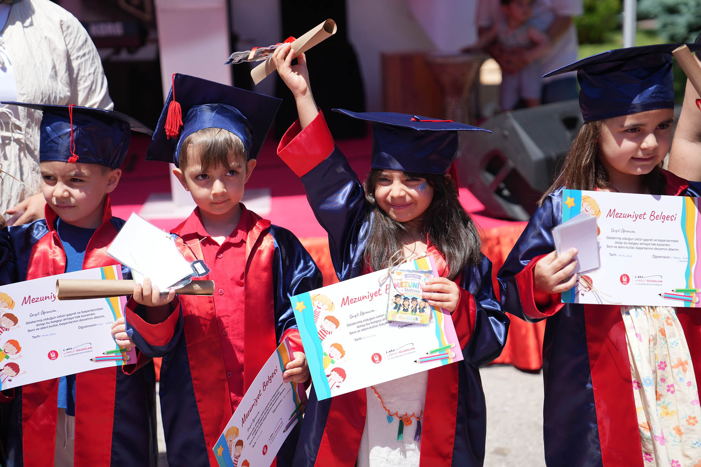 Keçiörenli Minikler Mezuniyet Töreninde Kep Attı (2)