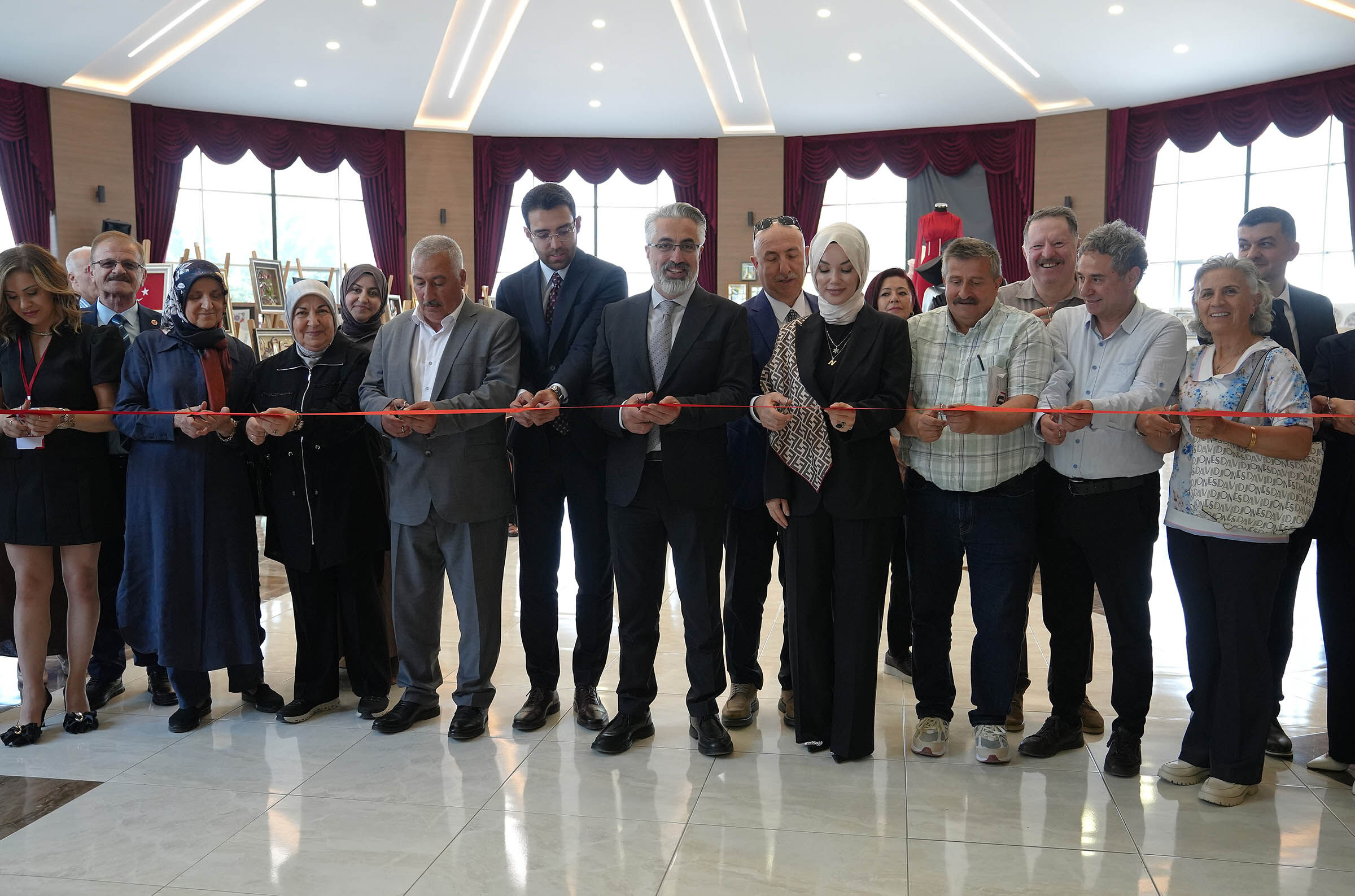 Keçmek Kursiyerlerinin Yıl Sonu Sergisi Açıldı (2)