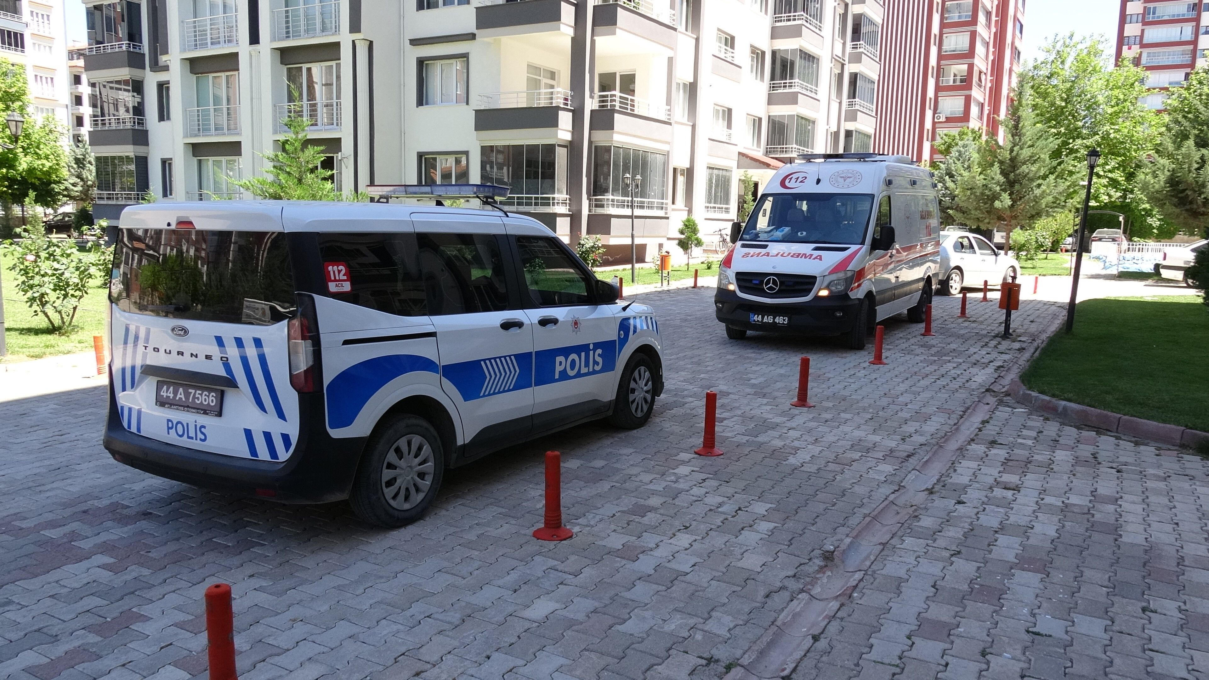 Malatya'da 44 Yaşındaki Kişi Evinde Ölü Bulundu (1)