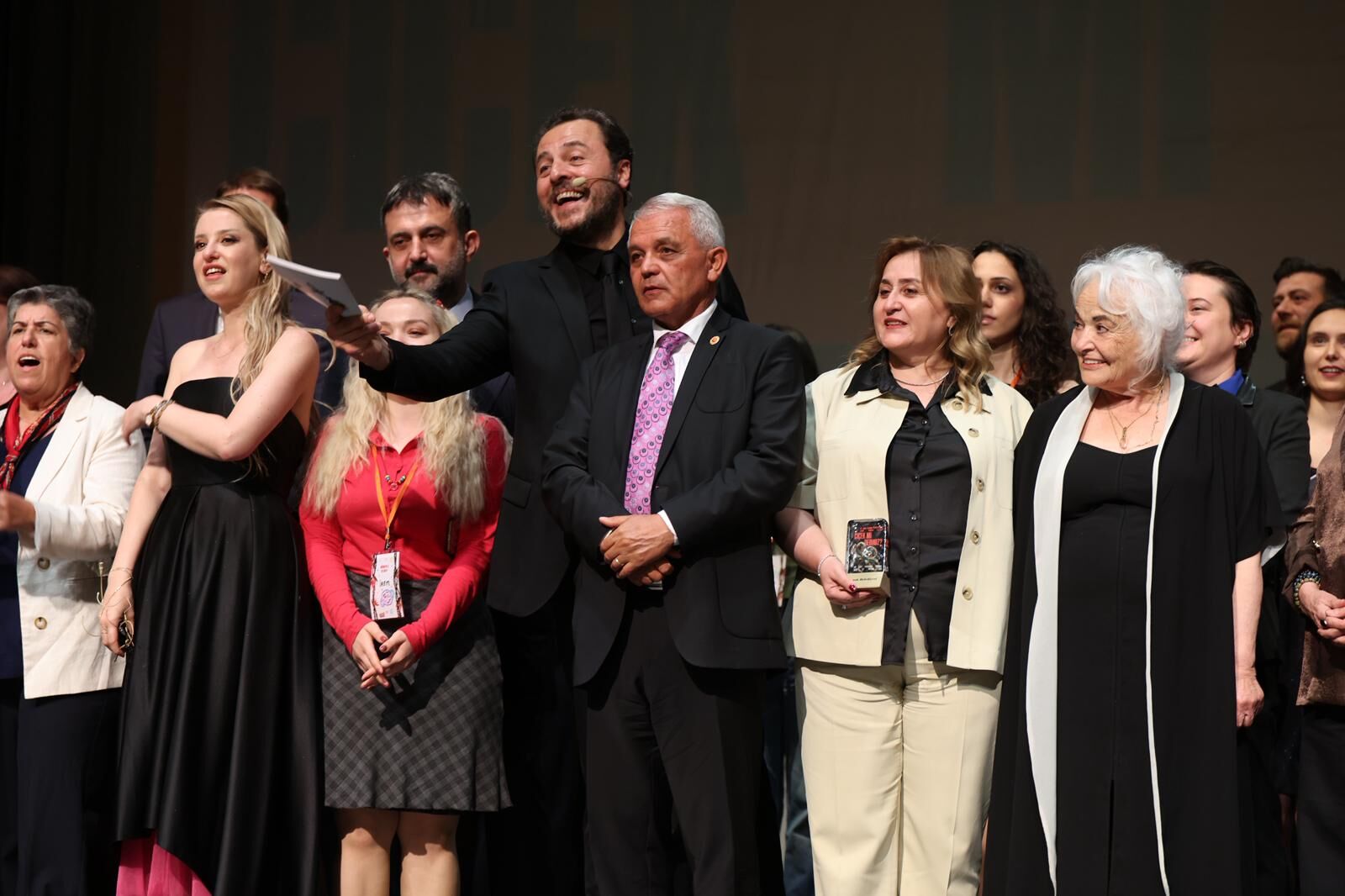 Uçan Süpürge (3)-1