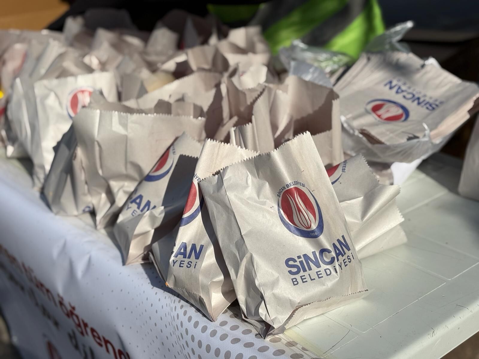 Yks Simit Meyve Suyu Ikramı (6)