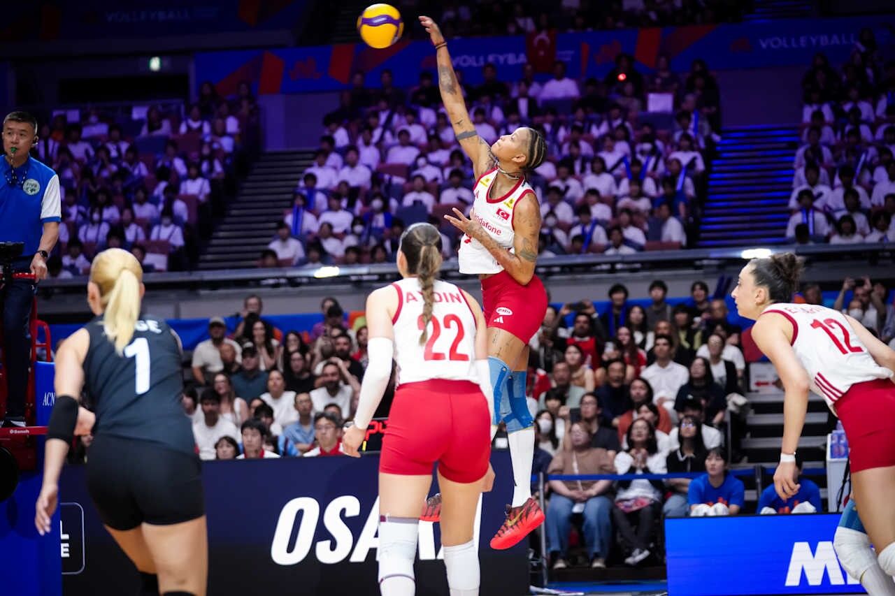 A Milli Kadın Voleybol Takımı (1)-2