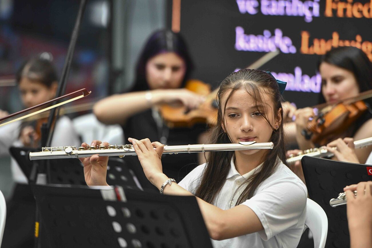Abb'nin Çocuk Orkestrası 4. Yıl Konseri Verdi (1)