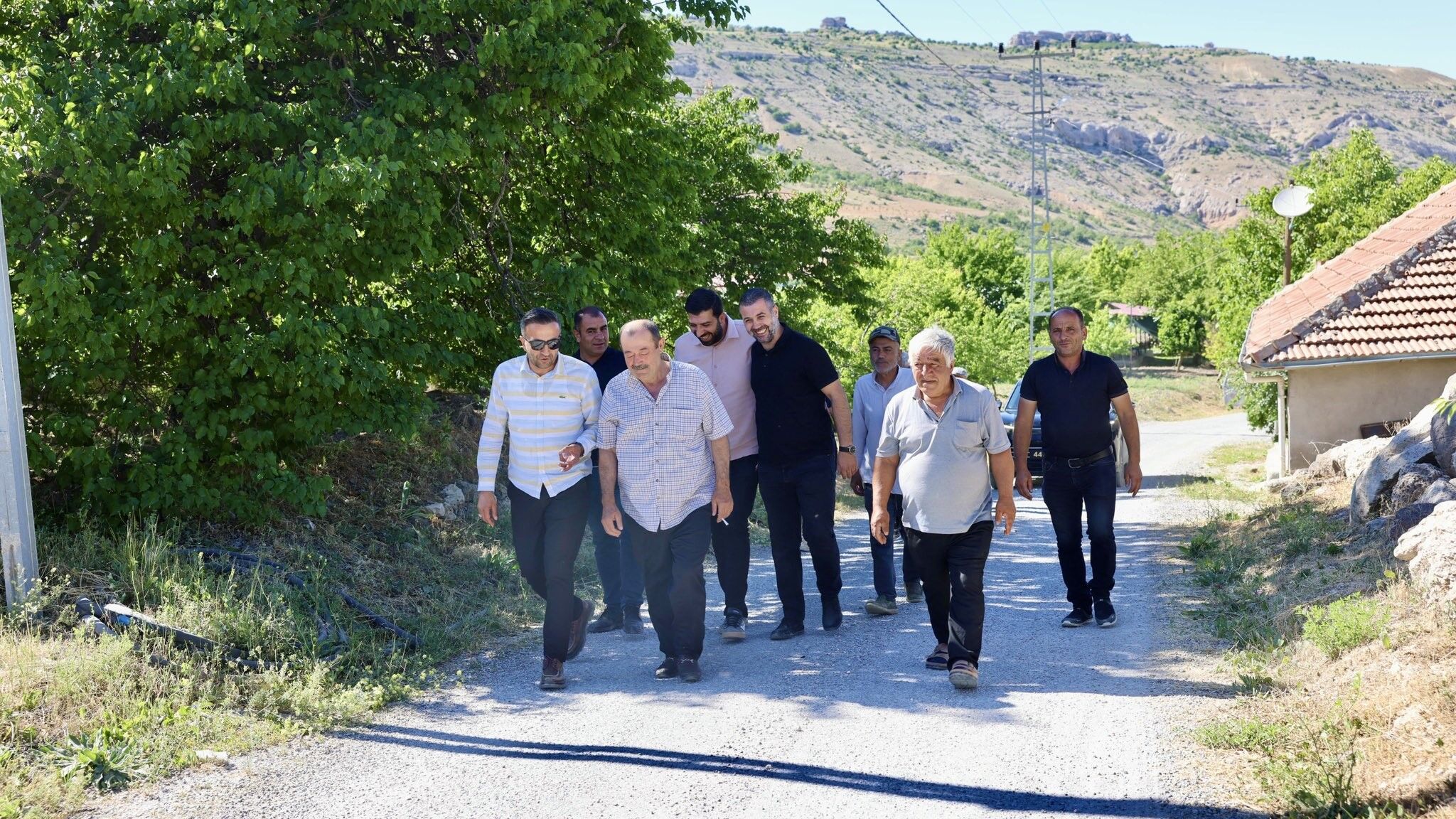 Akçadağ'da Mahalle Yatırımları Yerinde Incelendi (2)