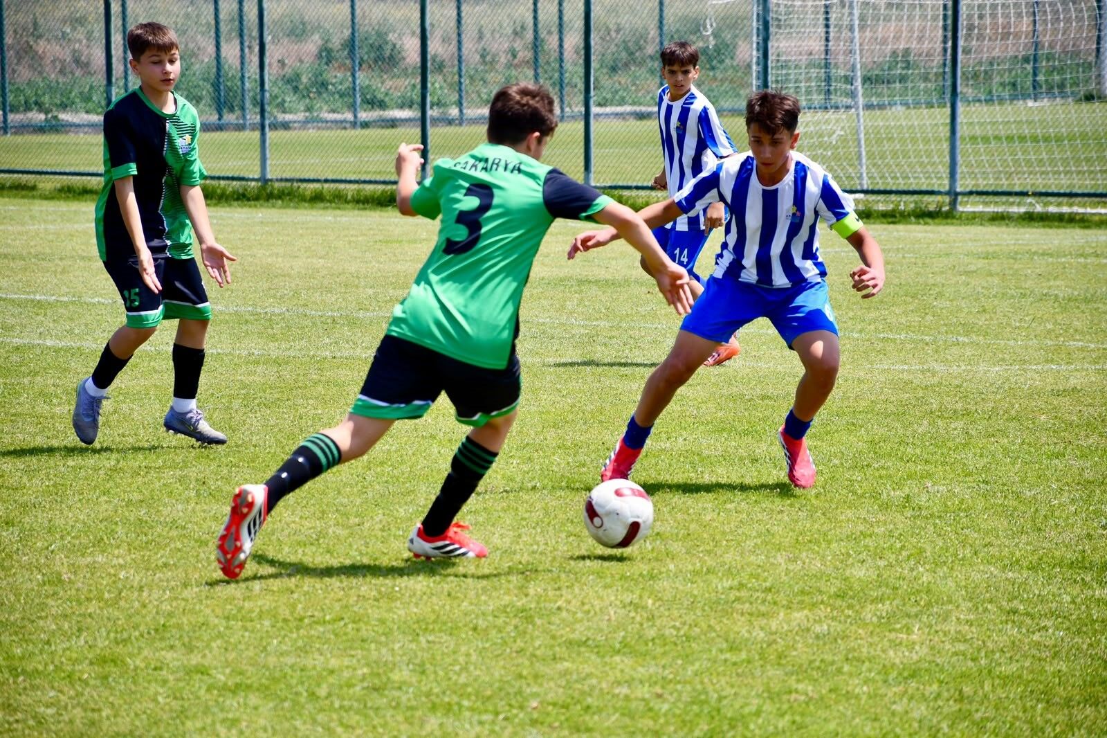 Anali̇g Futbol Grup (3)
