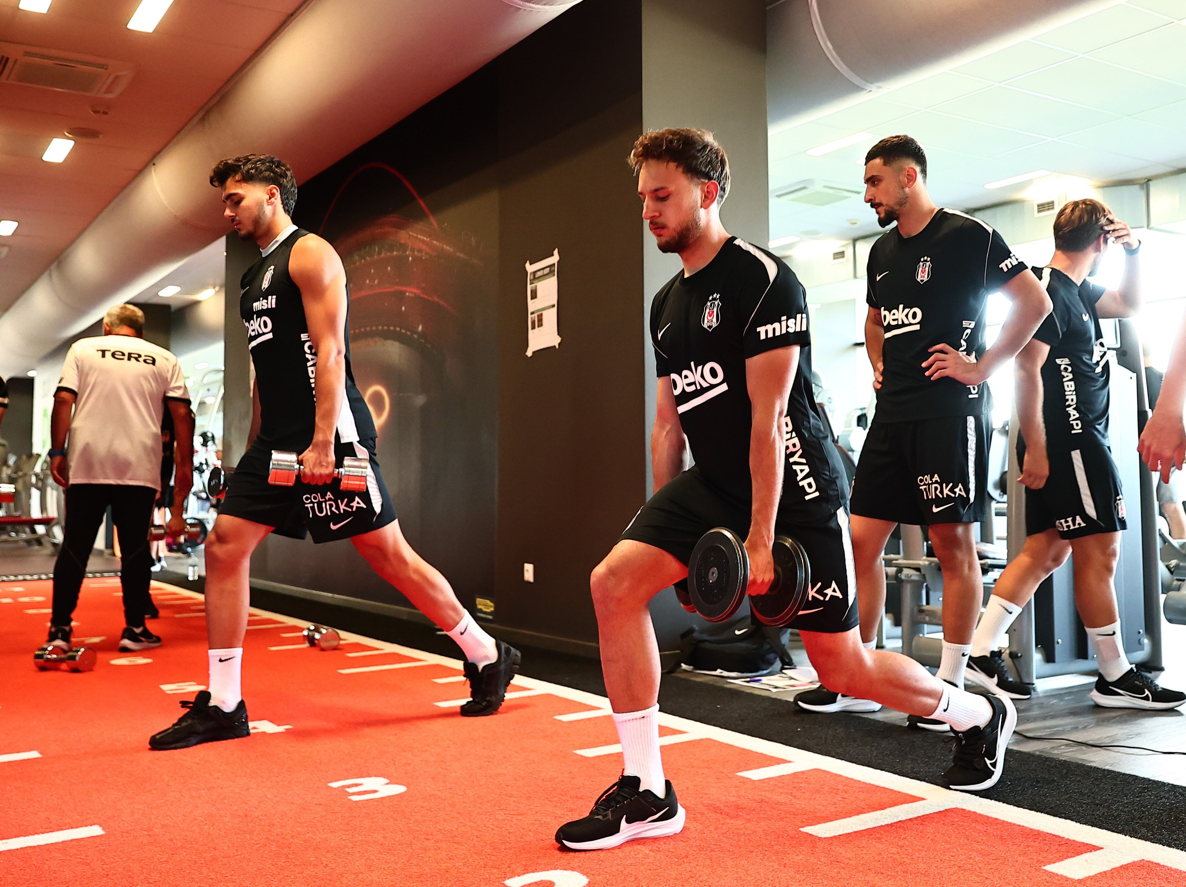 Beşiktaş Kondisyon Çalışması Yaptı (2)