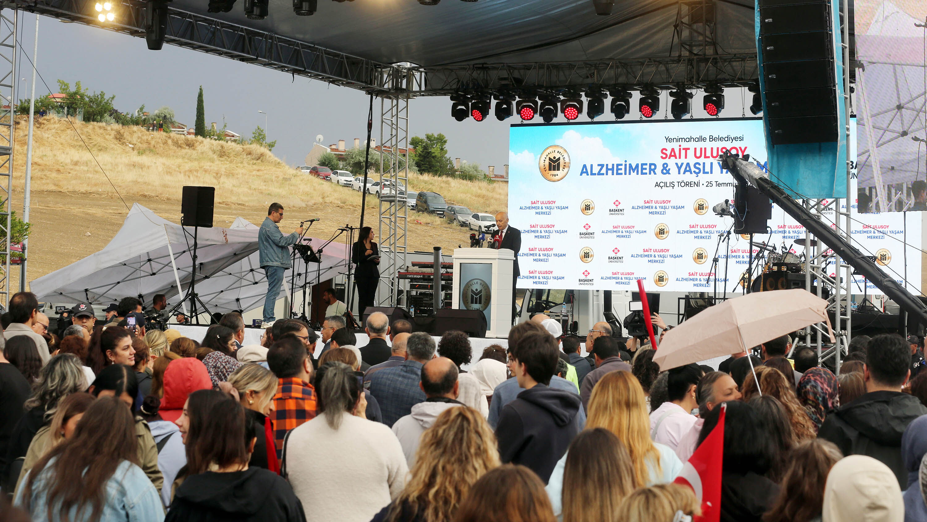 Yenimahalle'de Alzheimer ve Yaşlı Yaşam Merkezi hizmete açıldı - 3