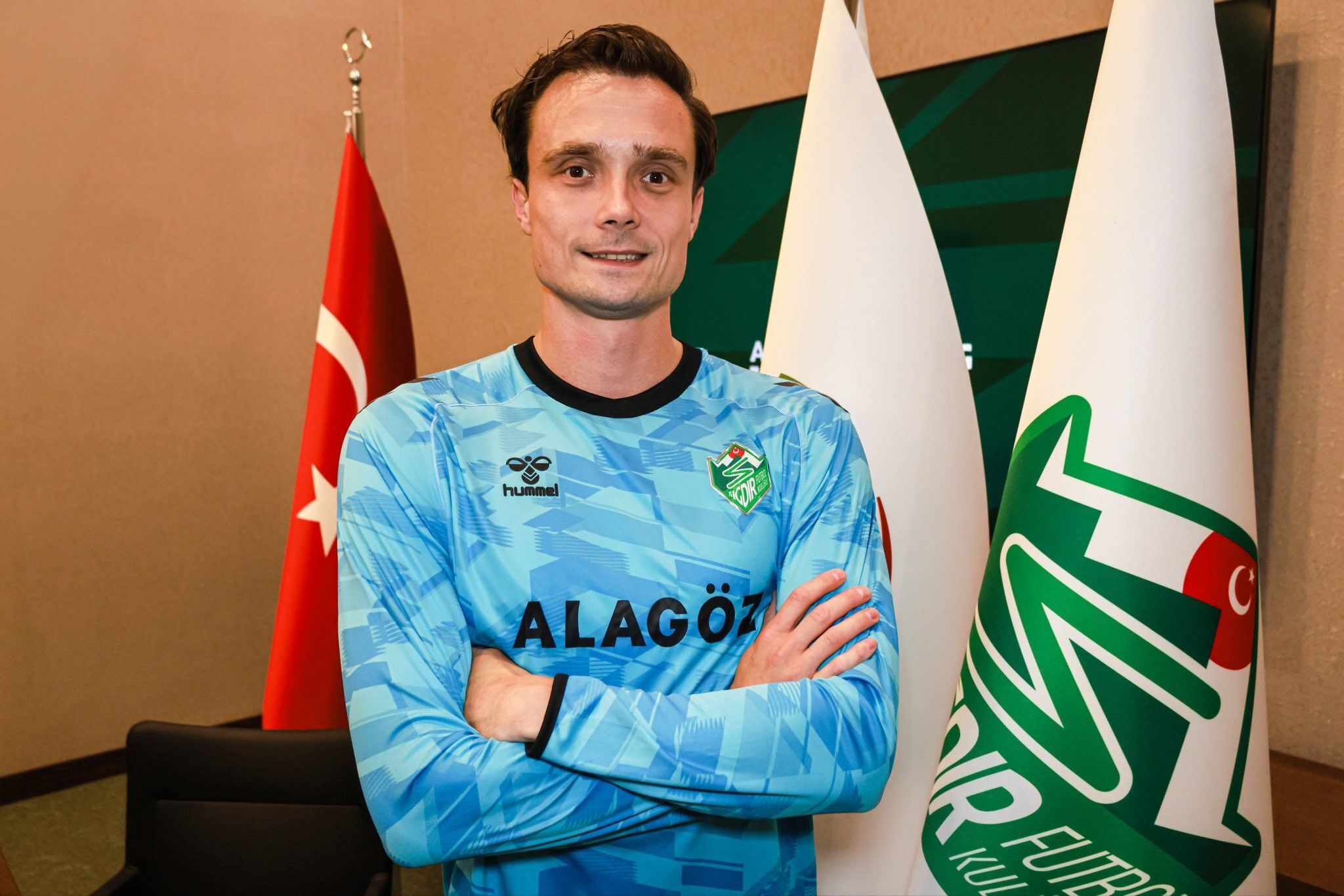 Iğdır Fk, Szumski Ve Efe Kaan'ı Transfer Etti (2)