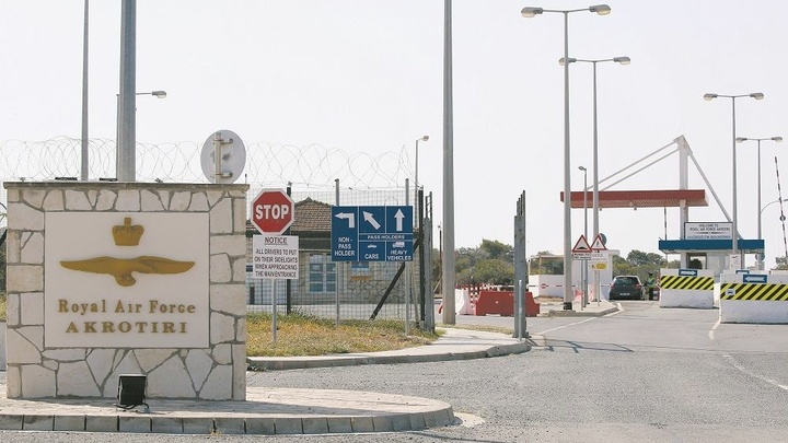 Ingiliz Hava Üssü2