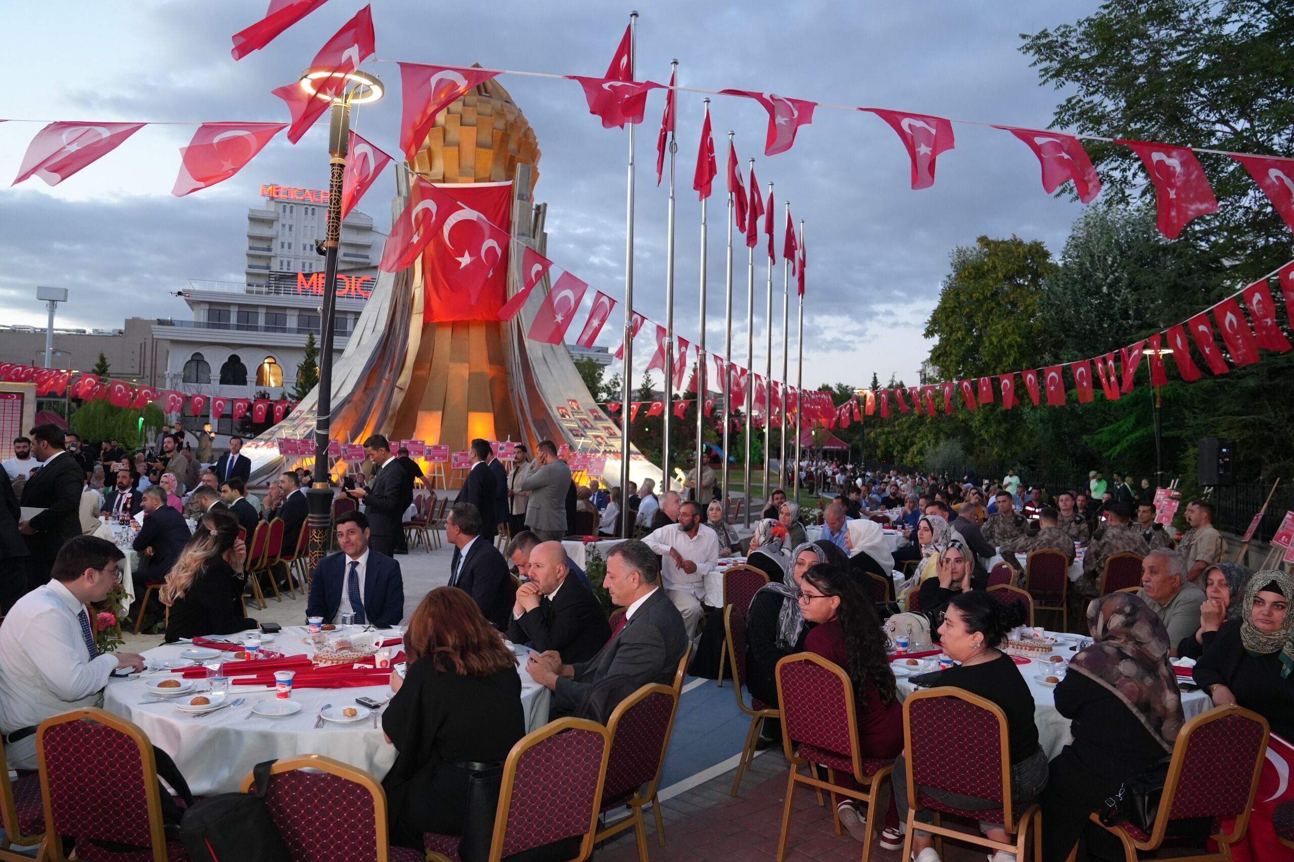 Keçiören'de 15 Temmuz Şehitleri Dualarla Anıldı (3)