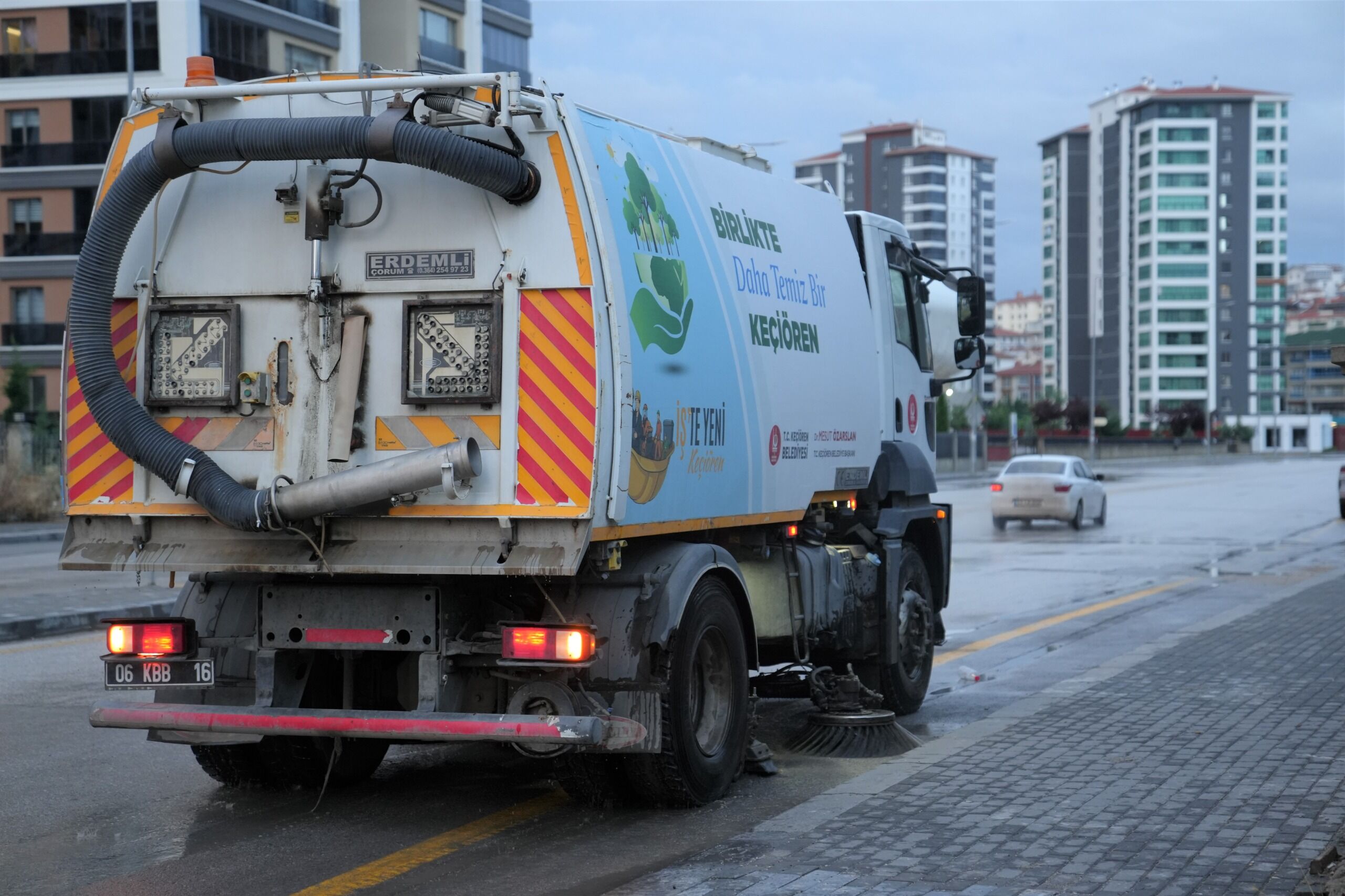 Keçiören'de Selin Izleri Belediye Ekiplerince Silindi