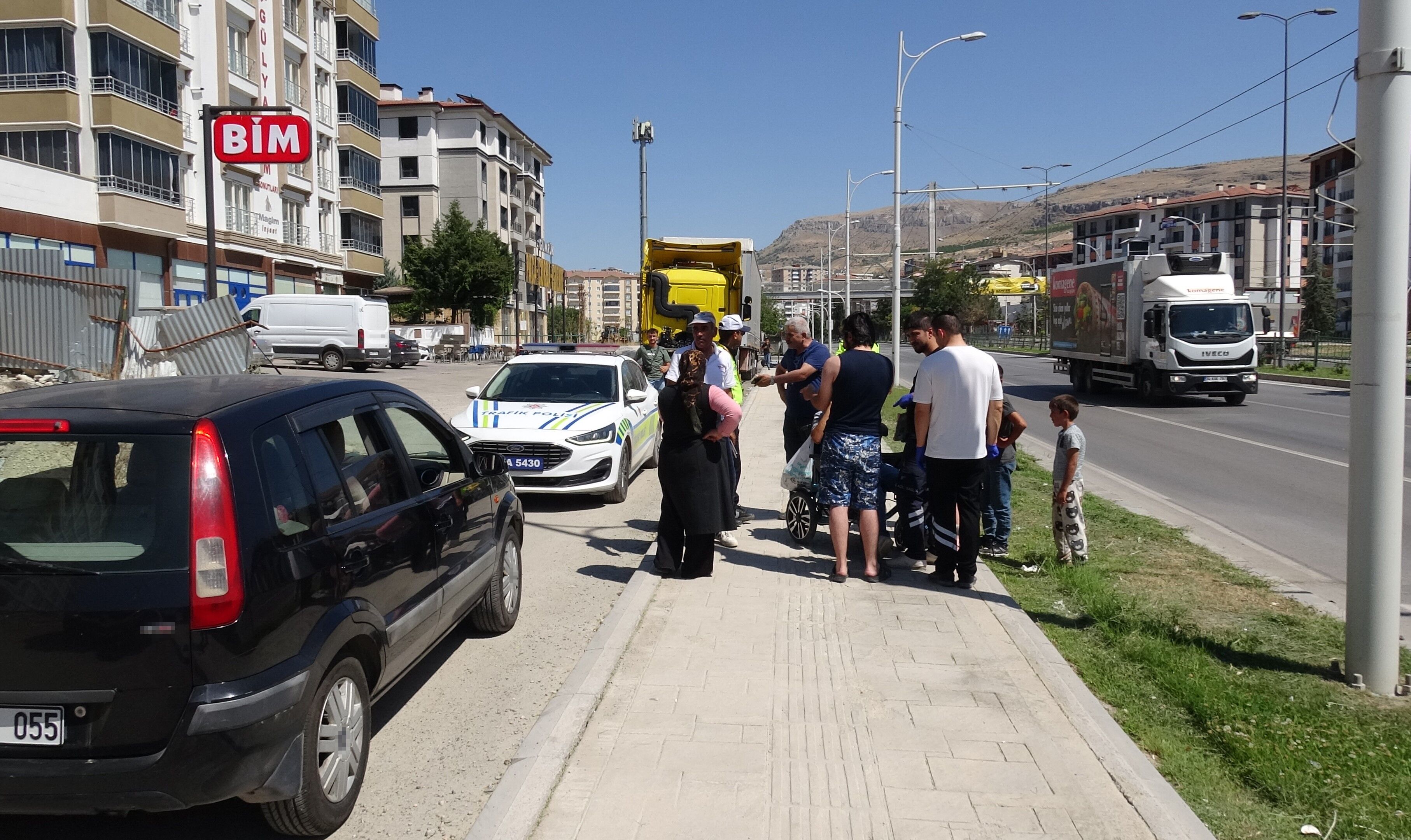 Malatya'da Ters Yönde Giden Akülü Araç Kaza Yaptı (1)