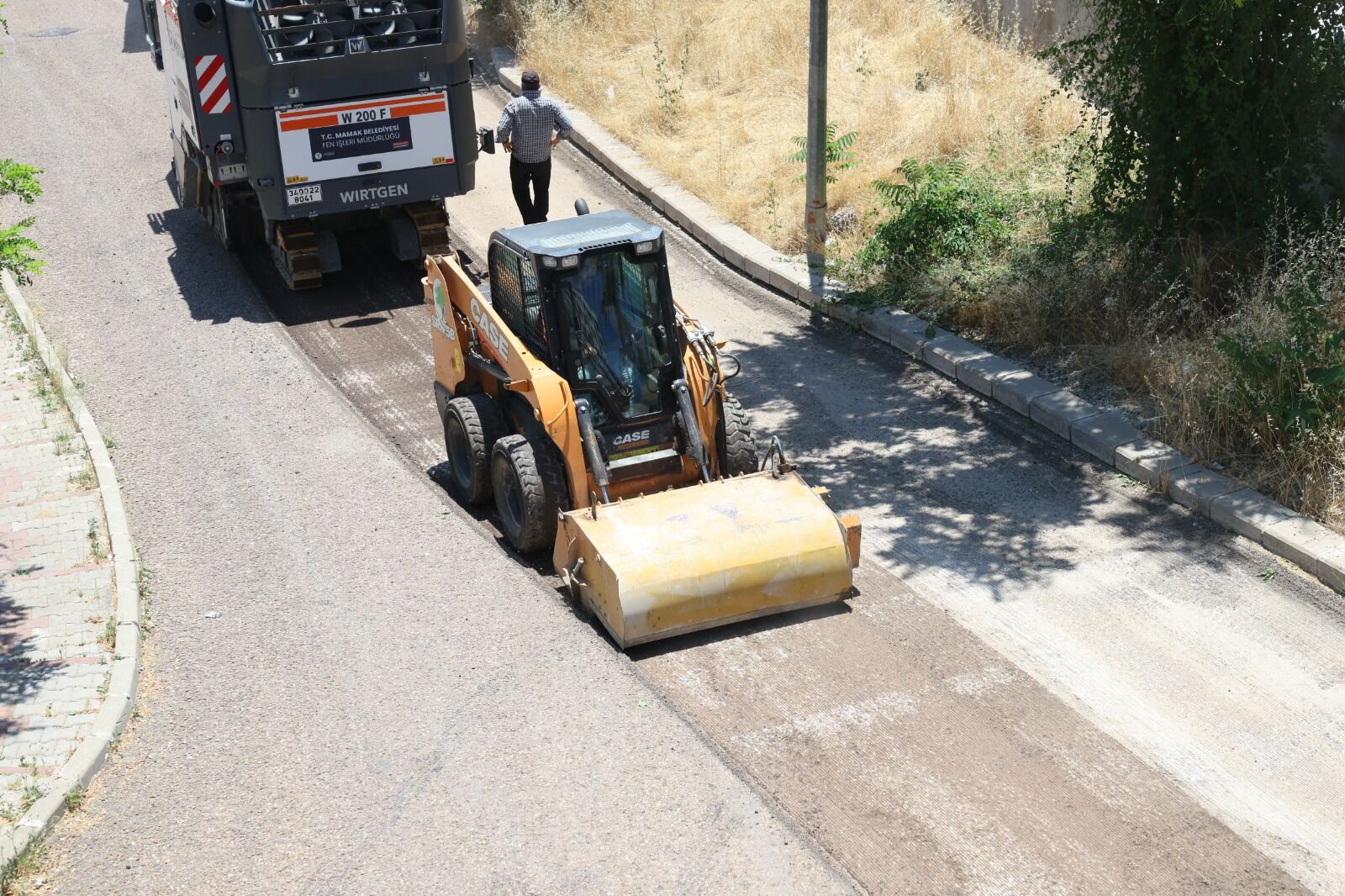 Mamak'ta Yol Çalışmaları Aralıksız Devam Ediyor (6)