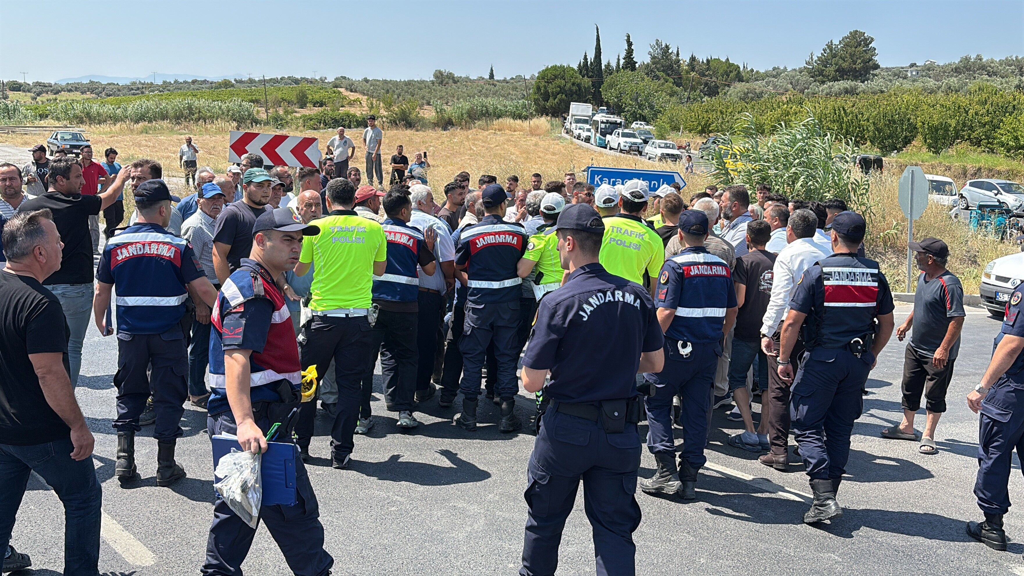 Mnisa Kavşak Kaza (1)