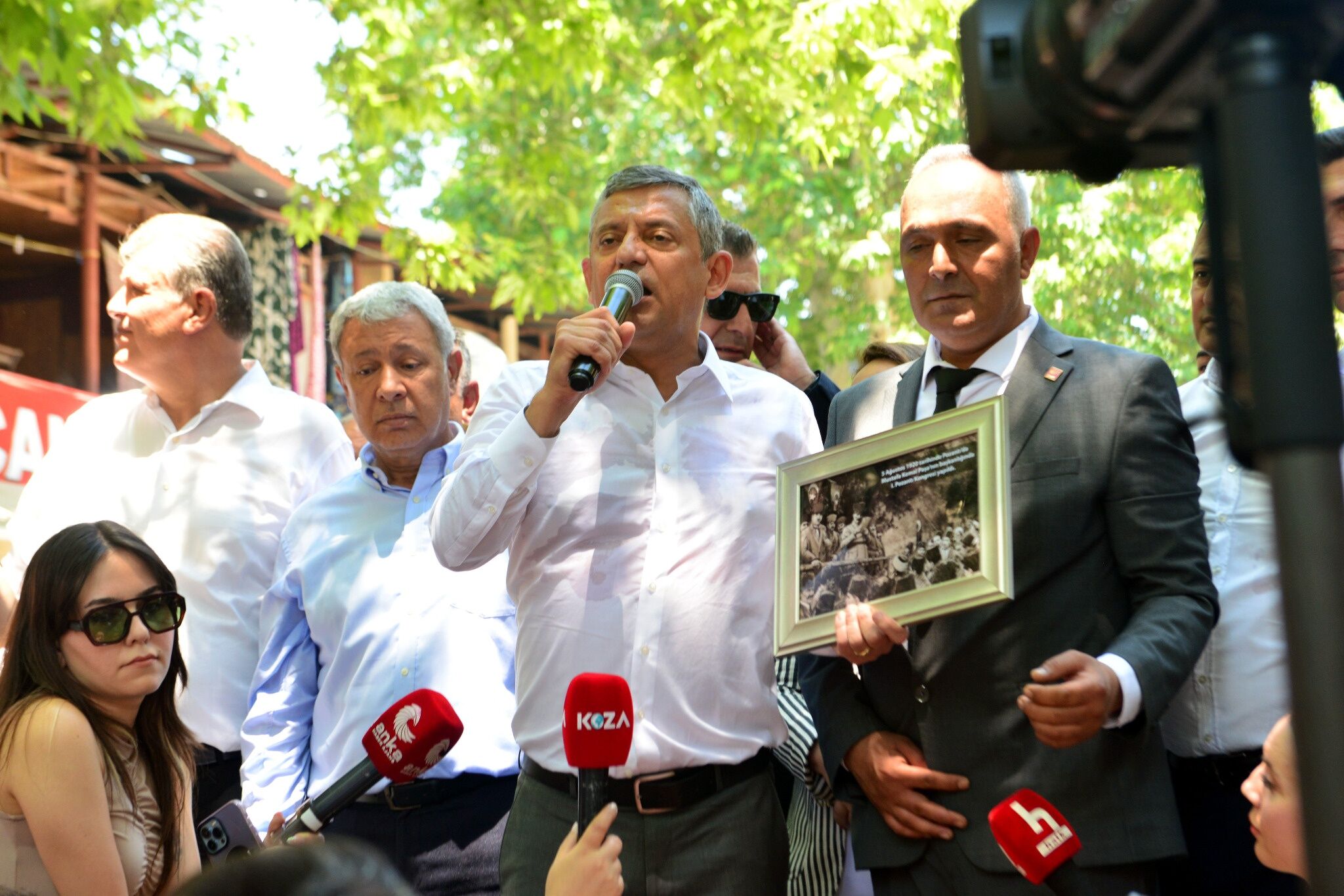 Ozgur Ozel Gorsel 01
