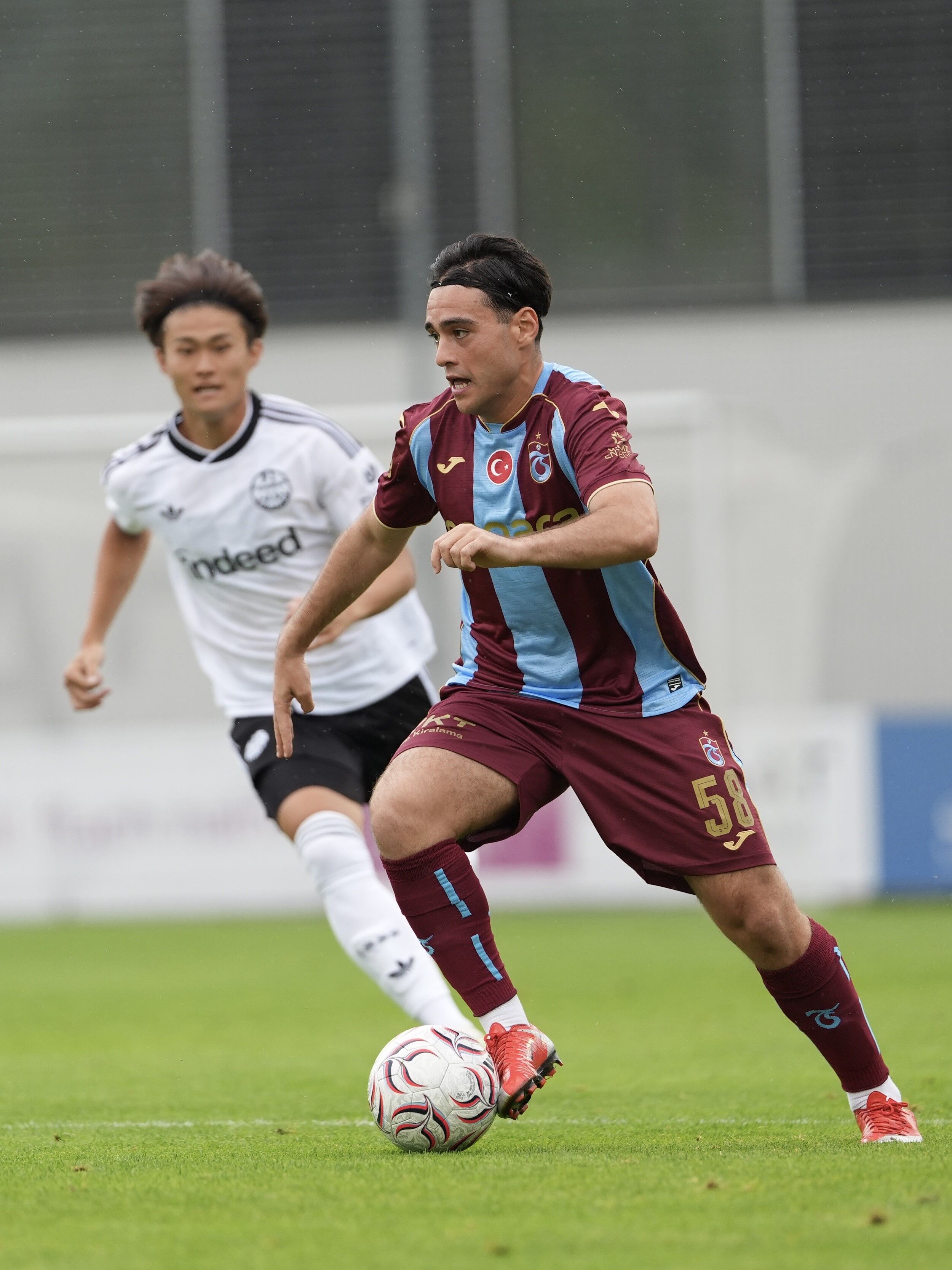 Trabzonspor, Frankfurt (2)