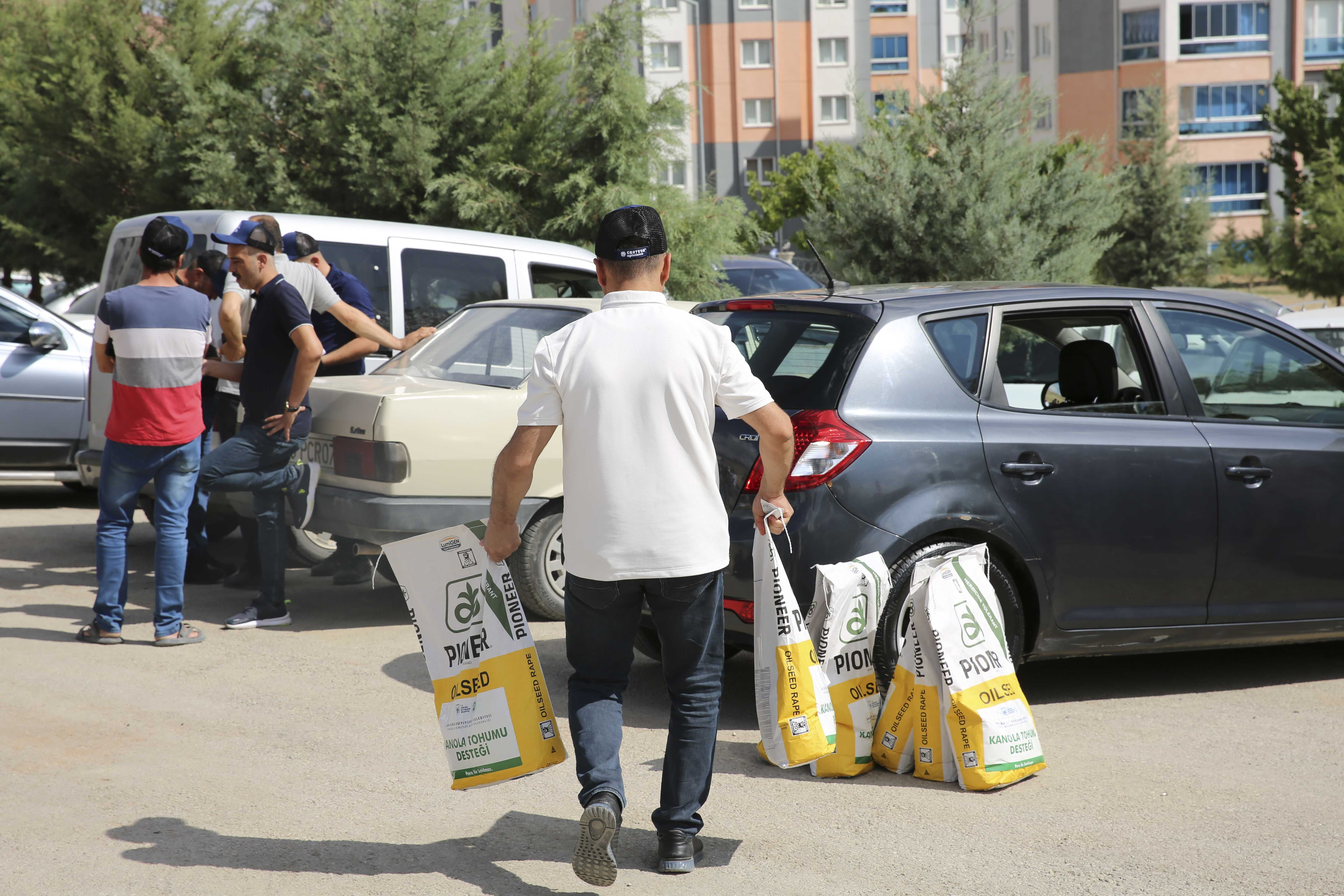 Abb’den Üreticiye Yüzde 50 Hibeli Kanola Desteği (1)