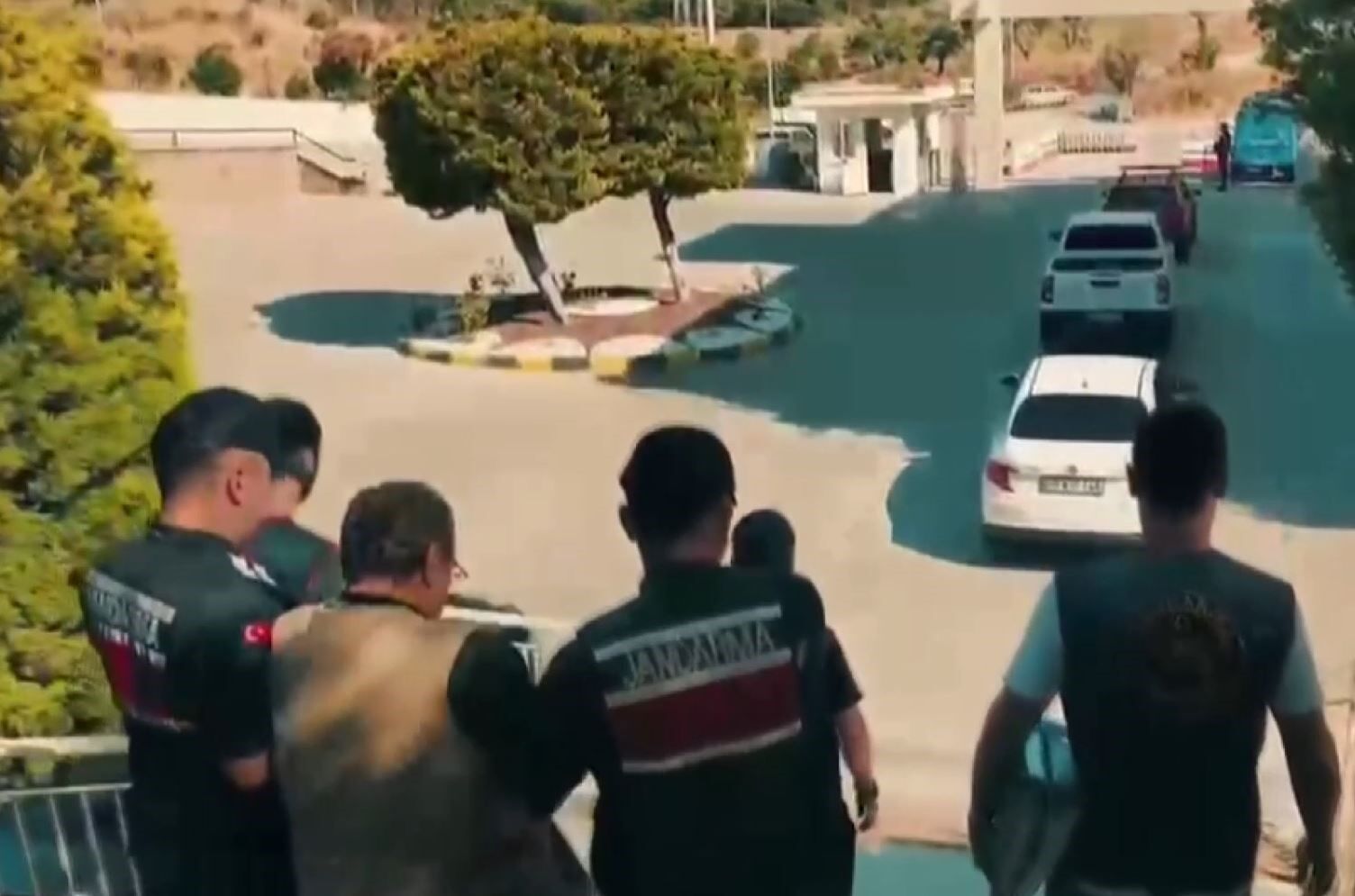 Aydın (72)