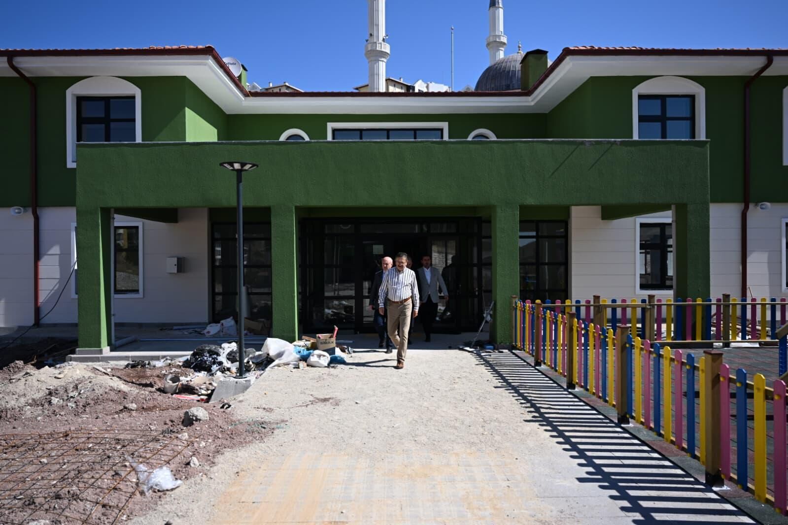 Baraj Mahallesi̇'nde 3 Dev Yatirim Tamamlanmak Üzere (3)