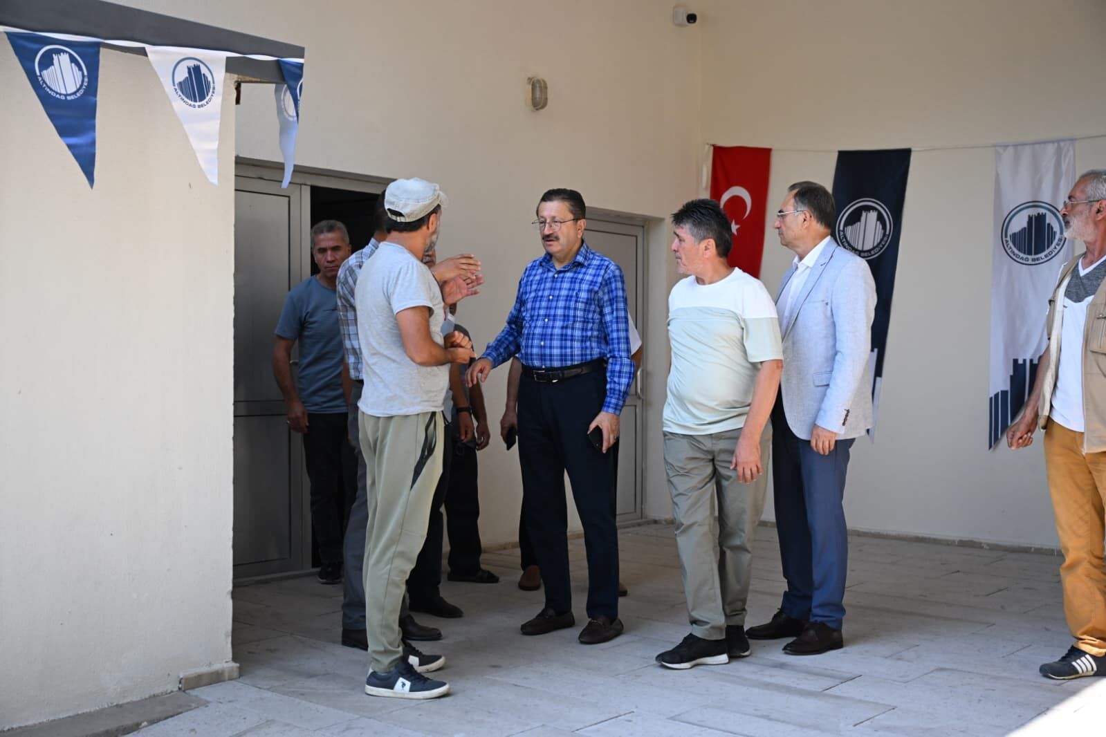 Başkan Ti̇ryaki̇ Karapürçek Erkek Yaşam Merkezi̇’ni̇ Zi̇yaret Etti̇ (4)