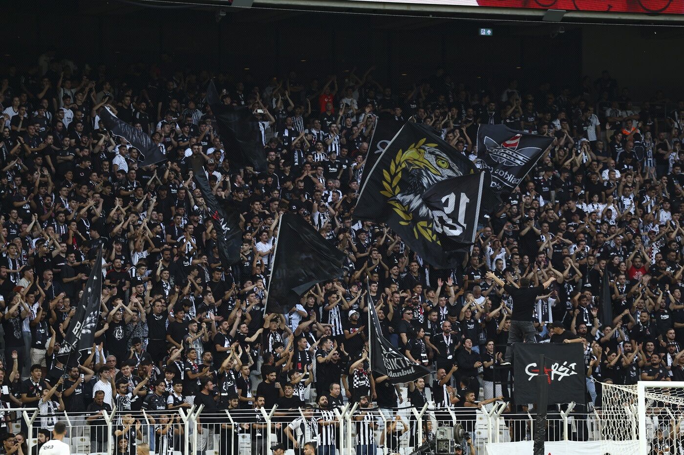 Beşiktaş (1)-8