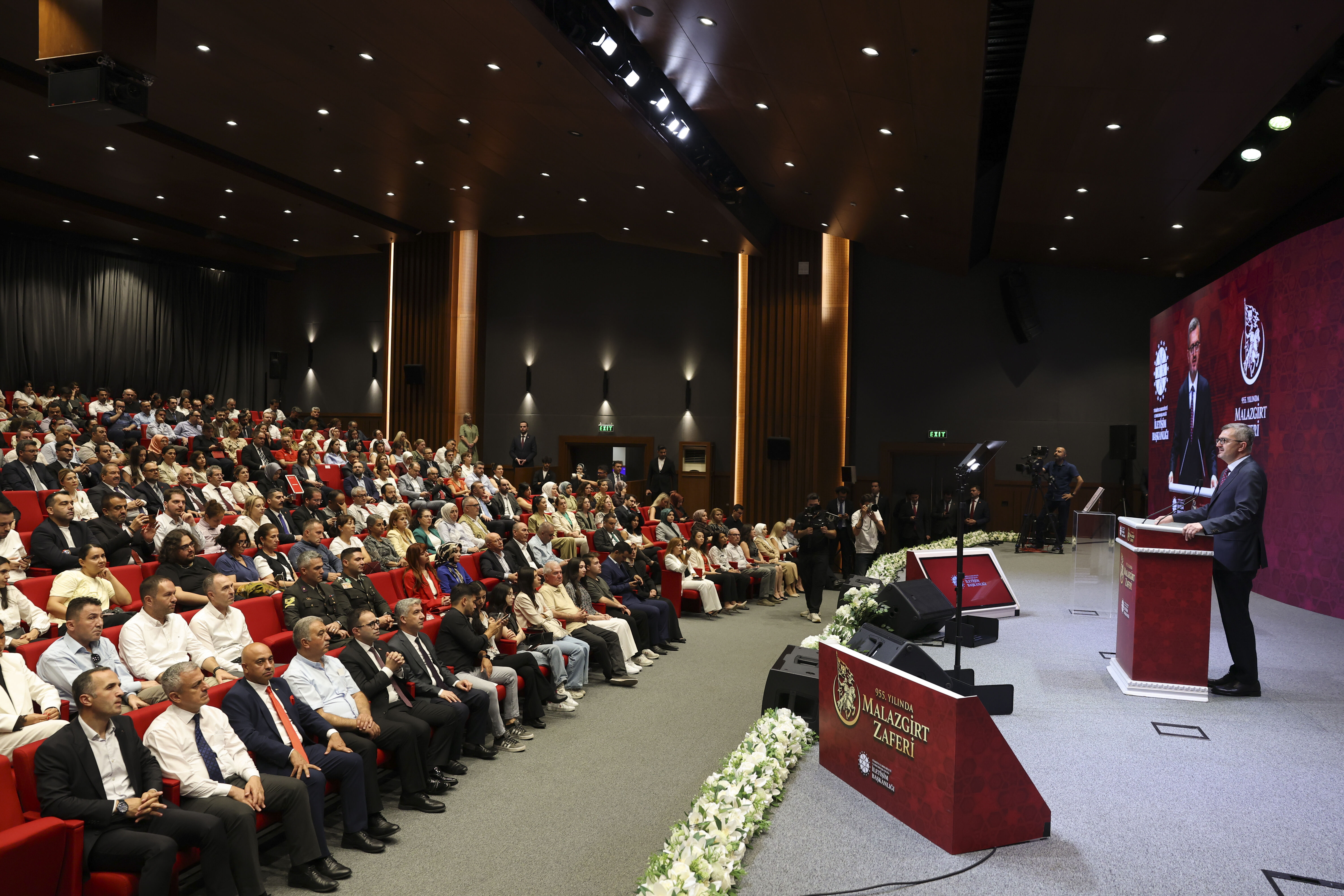 Burhanettin Duran’dan Malazgirt Ve Birlik Mesajı (2)