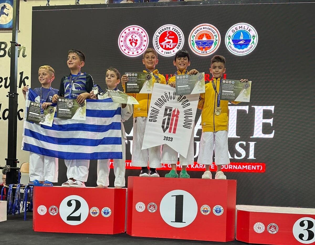 Gemlik Karate Turnuvası'nda Düzce'ye Iki Şampiyonluk (3)