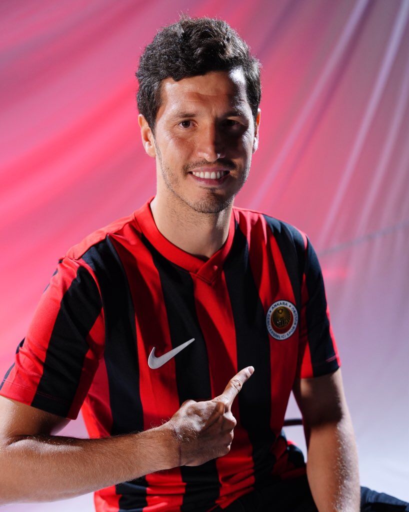 Gençlerbirliği Salih Uçan (3)
