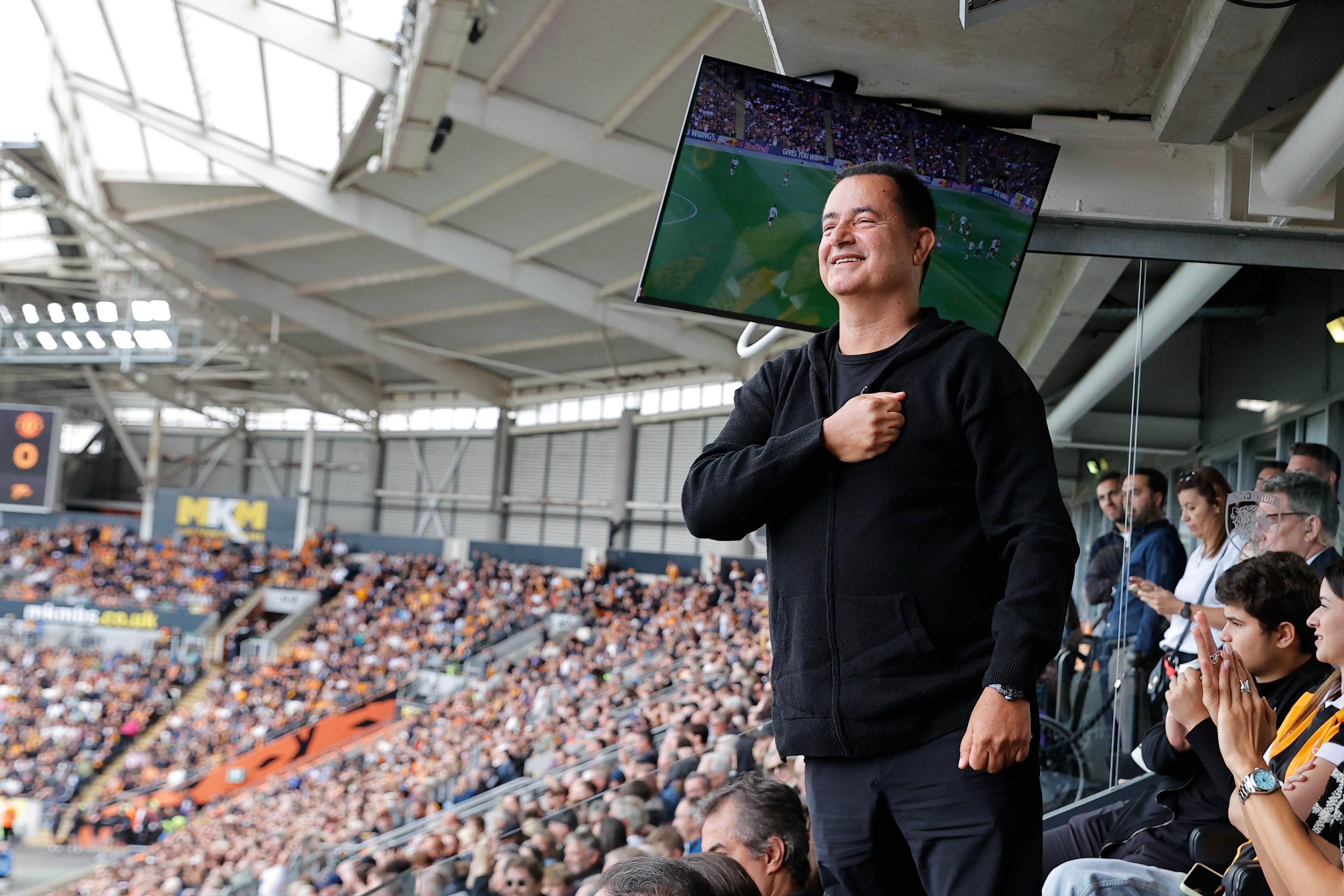 Hull City (1)-1