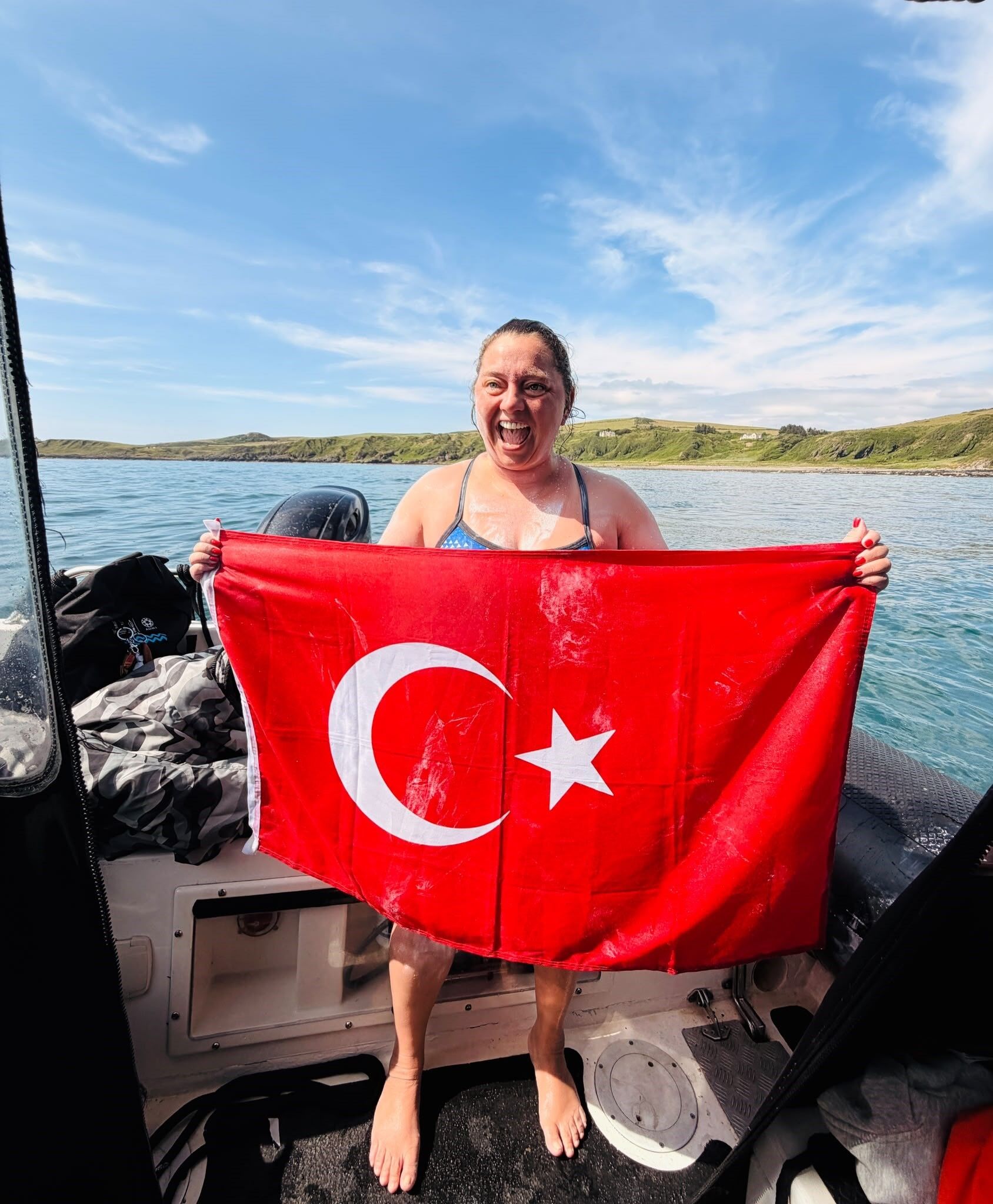 Melisa Uluarslan Kuzey Kanalı'nı Yüzerek Geçti (1)