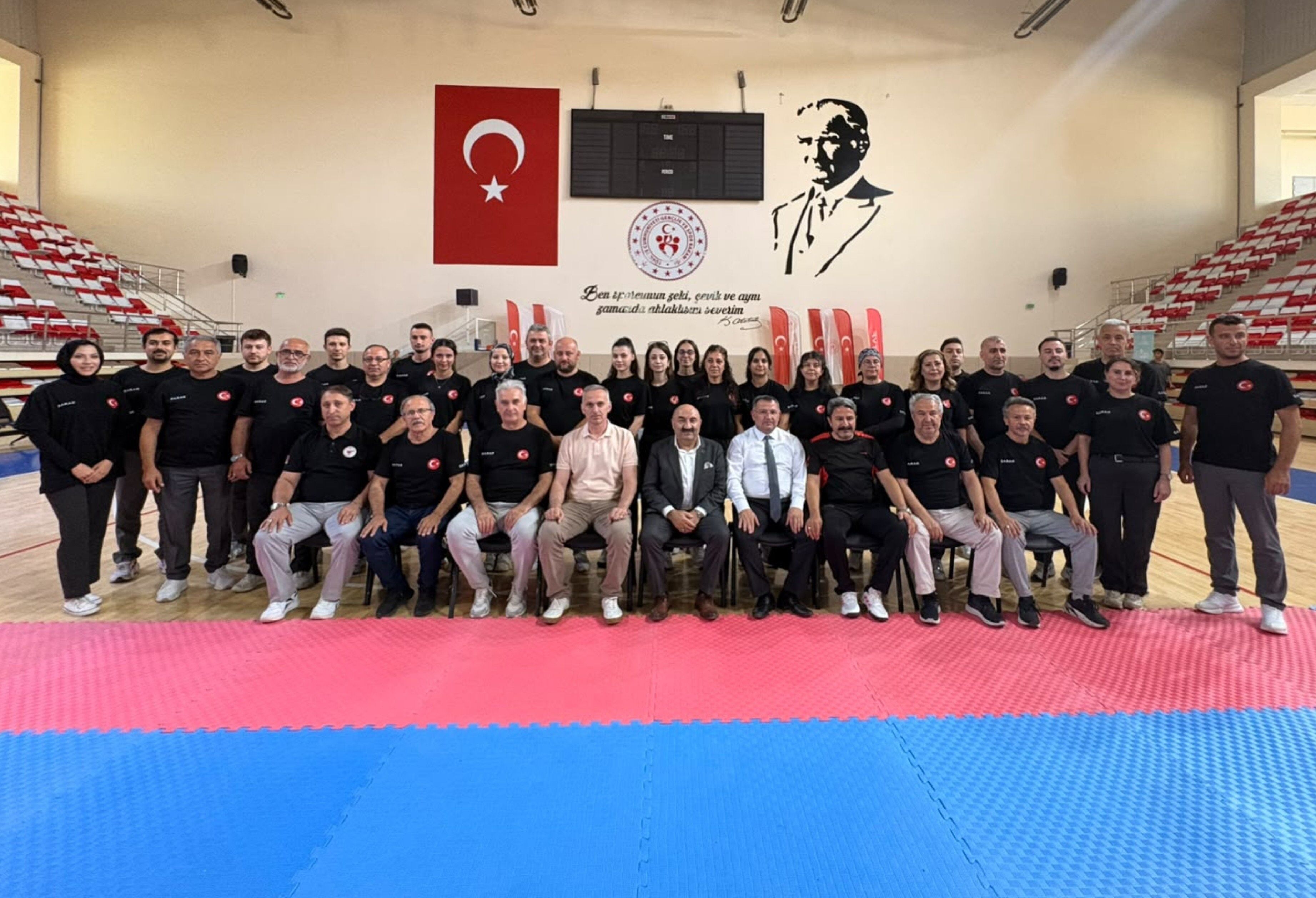 Nadir Özsoy Anısına Taekwondo Müsabakası Düzenlendi (1)