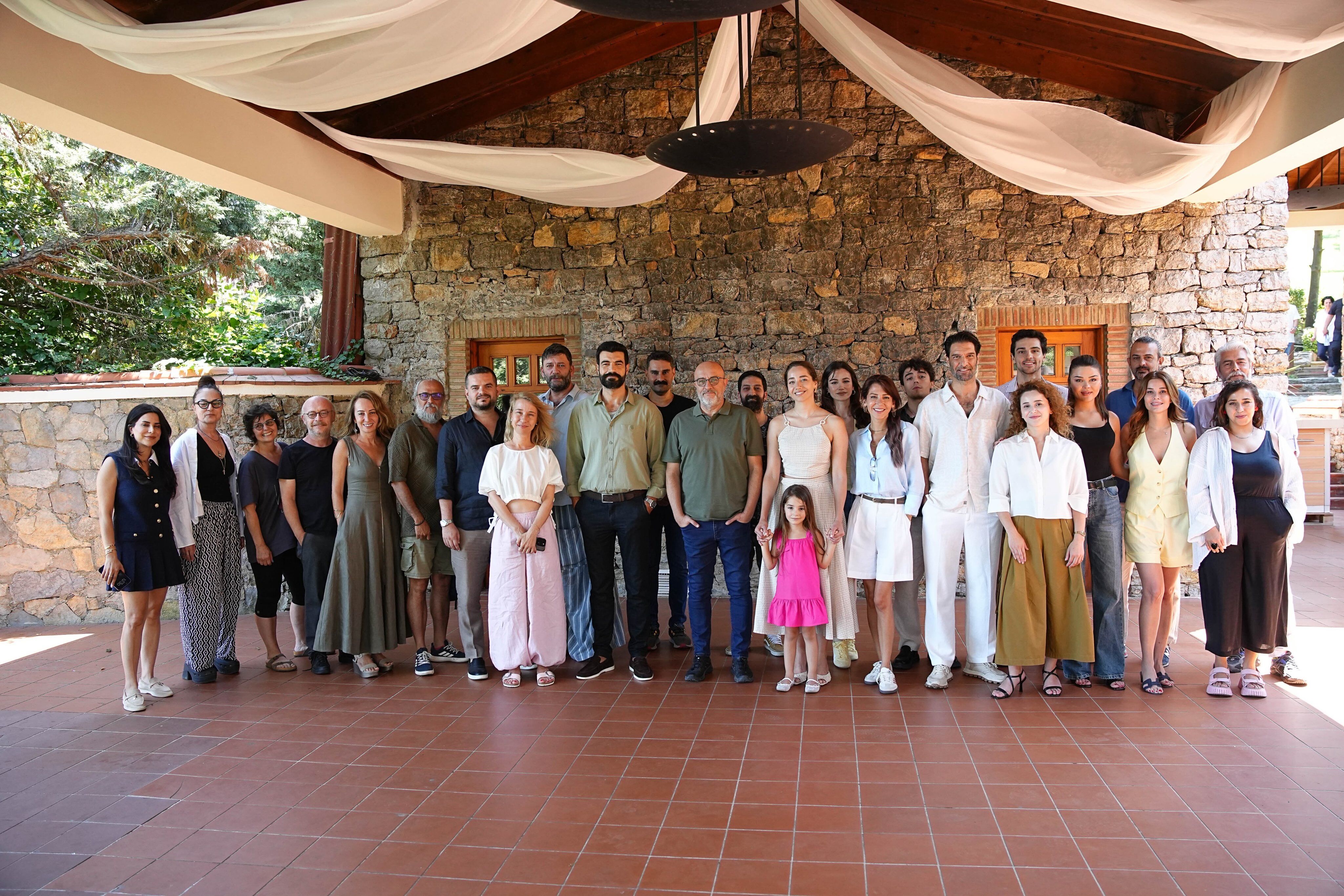 Sevdan Bir Ateş.jpg1