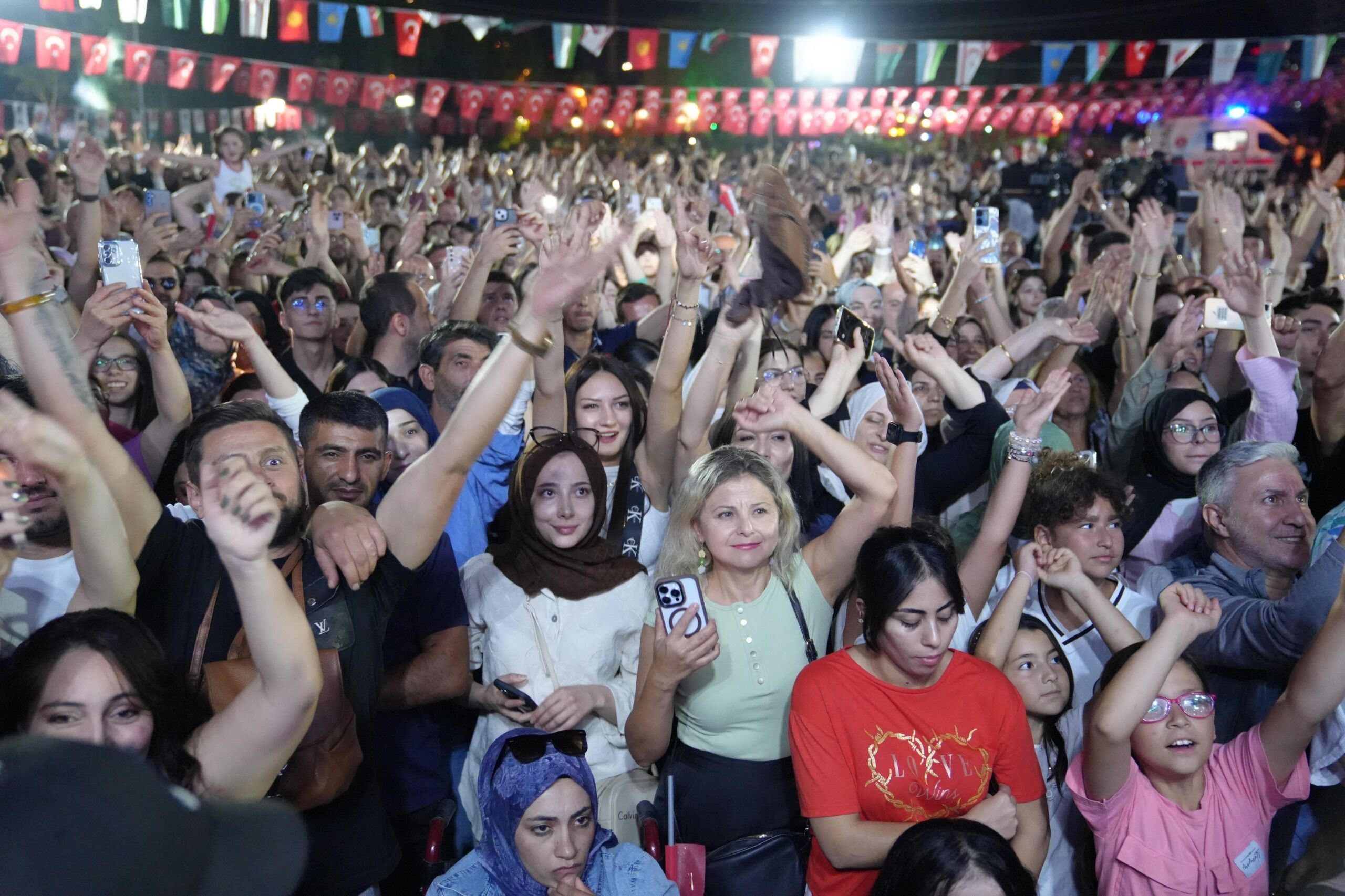 Türk Dünyası Keçiören'deki Şölende Buluştu (2)