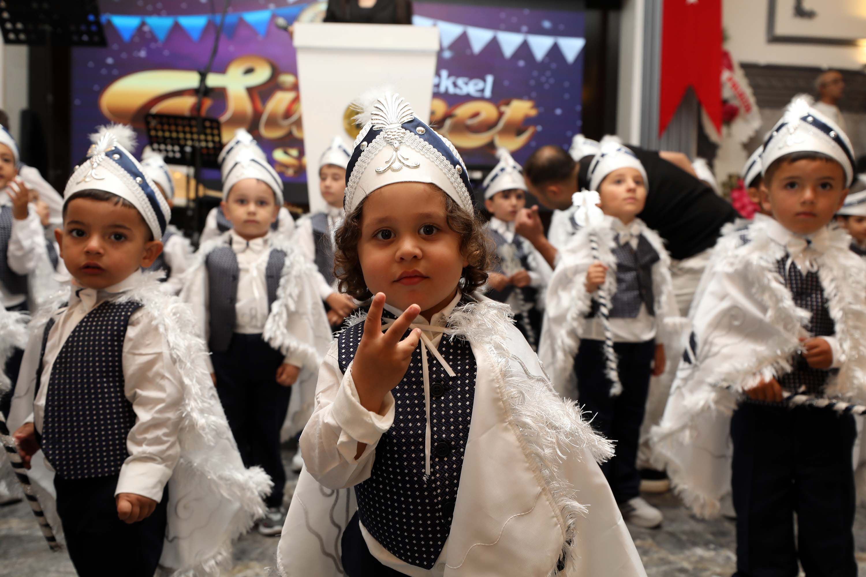 Yenimahalle’de Çocuklar Sünnet Şöleni’nde Buluştu (1)