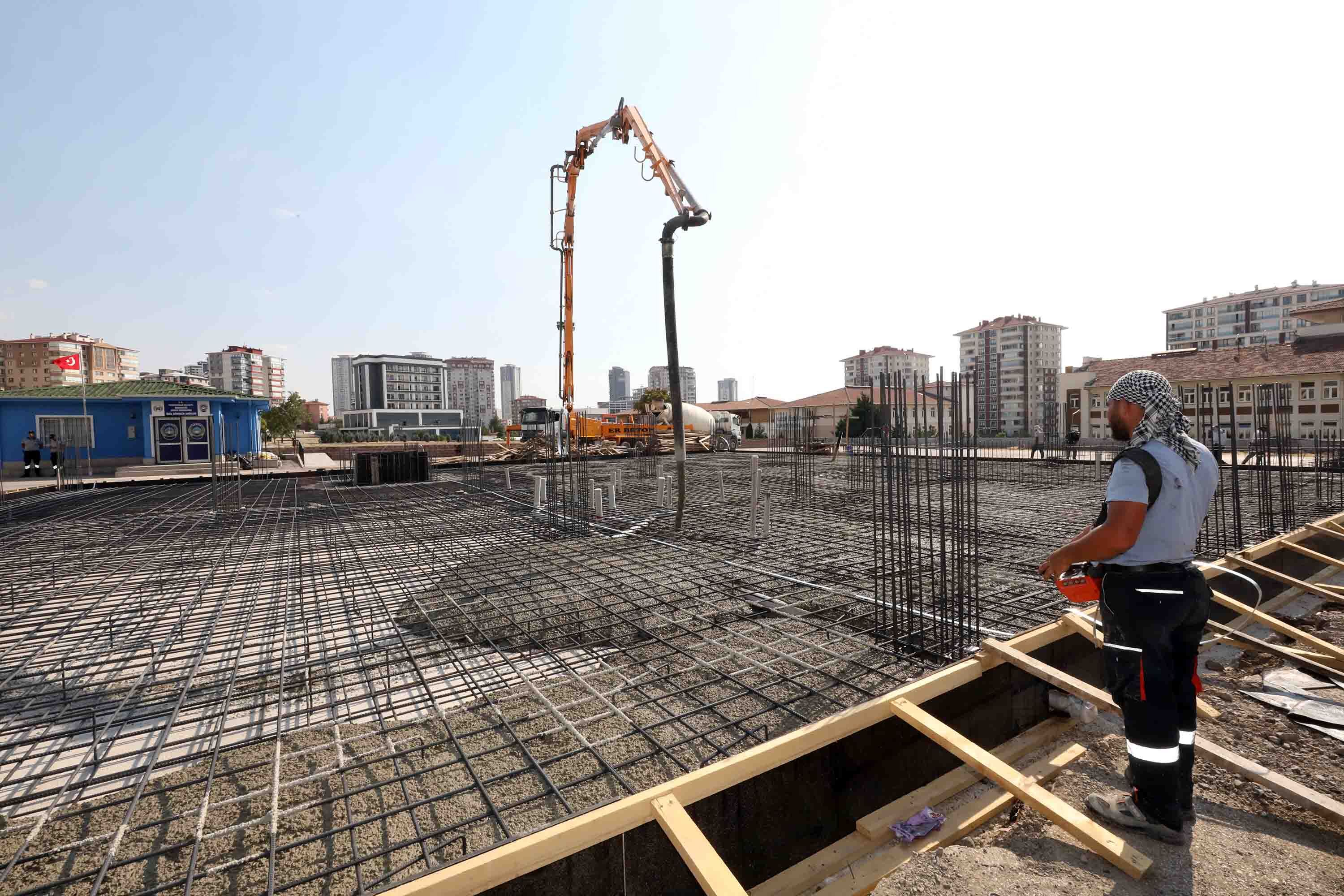 Yenimahalle’de Yahyalar Kültür Merkezi Yükseliyor (3)