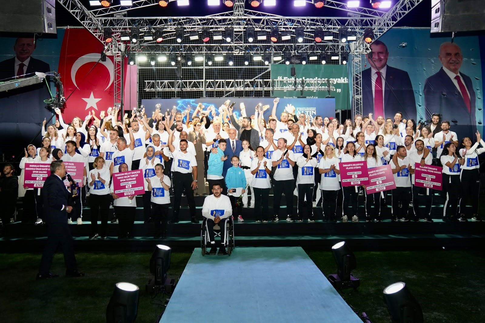 Altın Kupa Gecesi’nde Ümraniyeli sporcular ödüllendirildi