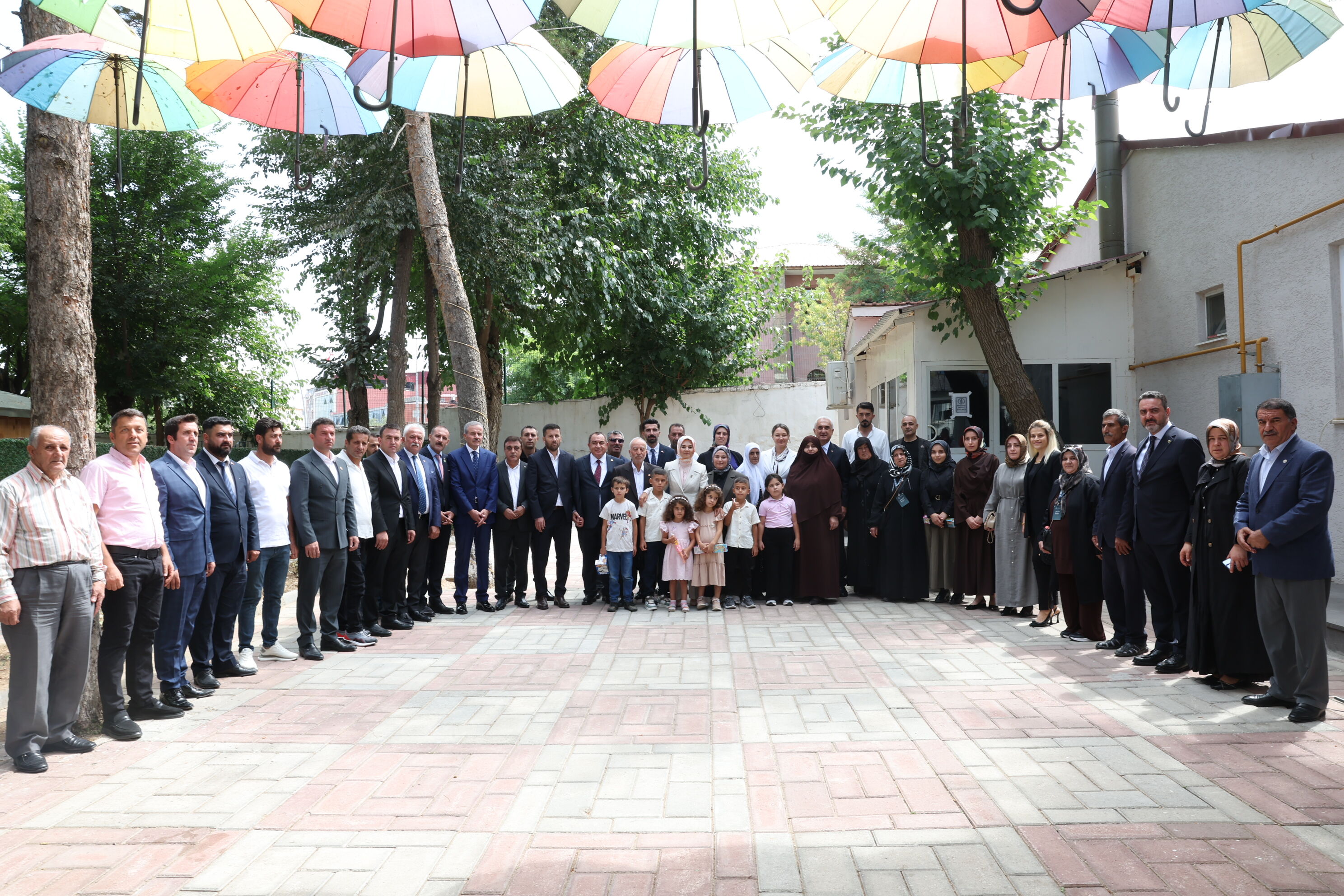 Bakan Göktaş Muş’ta Şehit Aileleriyle Buluştu (2)