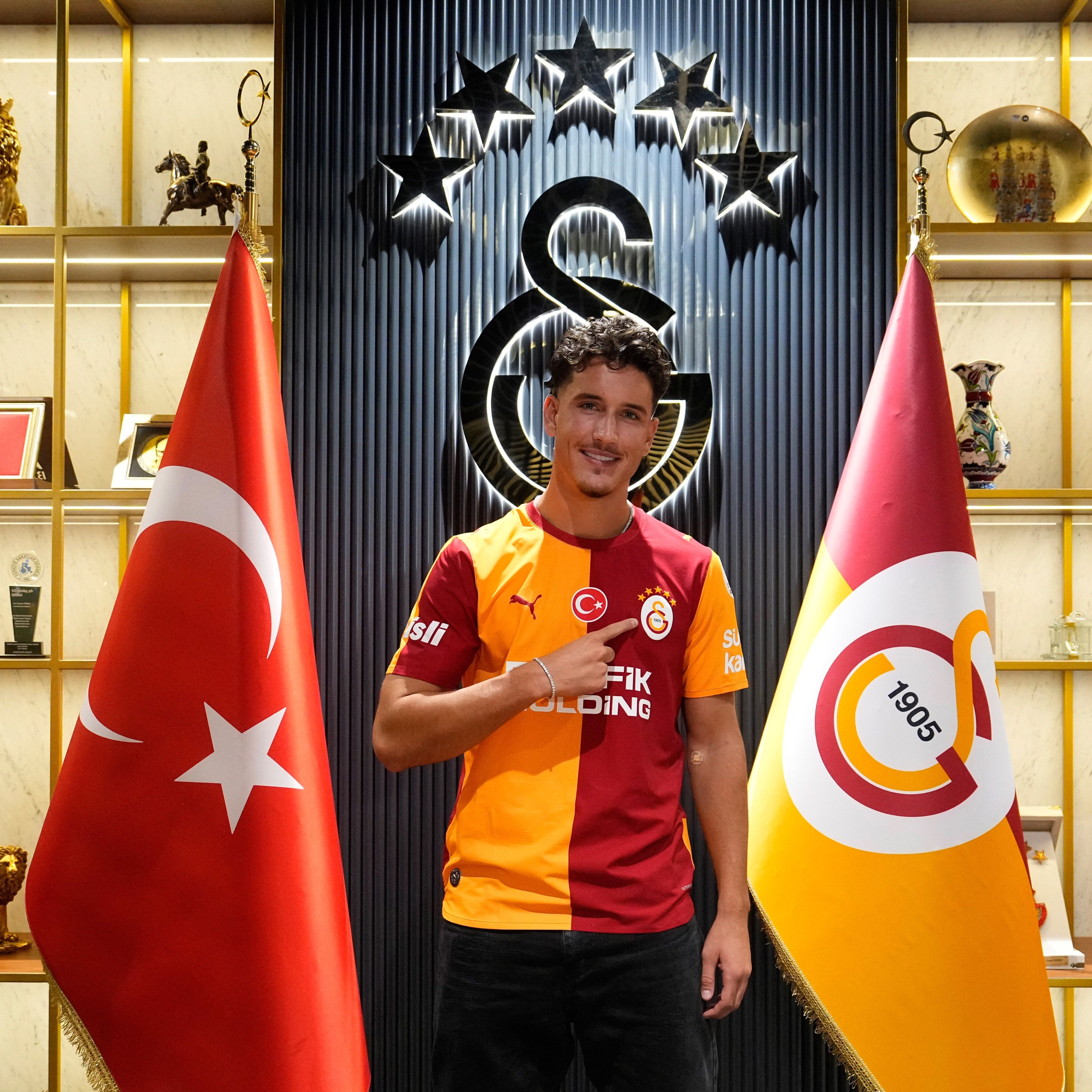 Deniz Gül (2)