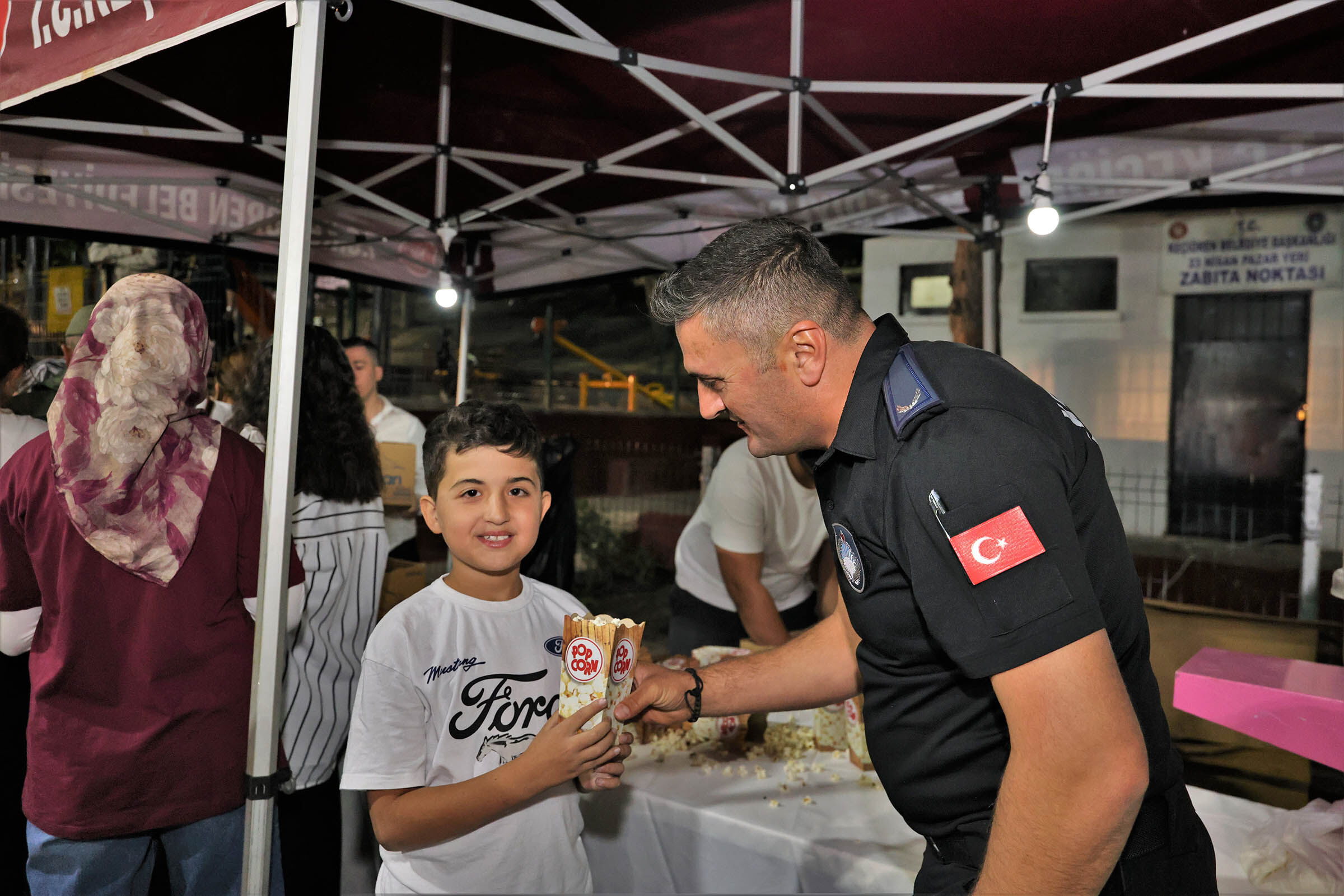 Keçiören’de Açık Havada “Bizim Aile” Gösterimi (2)