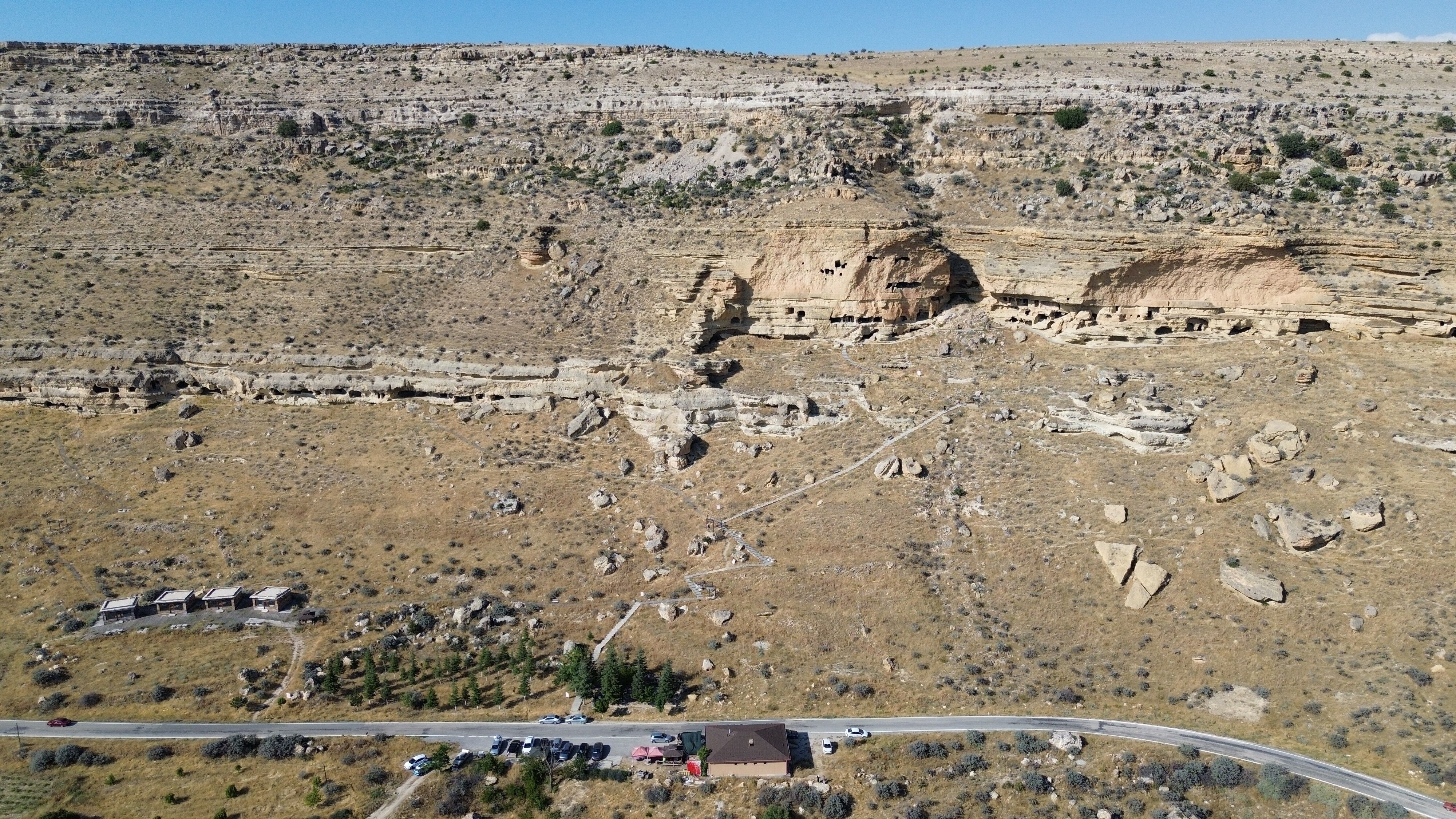 Manazan Mağaraları (1)