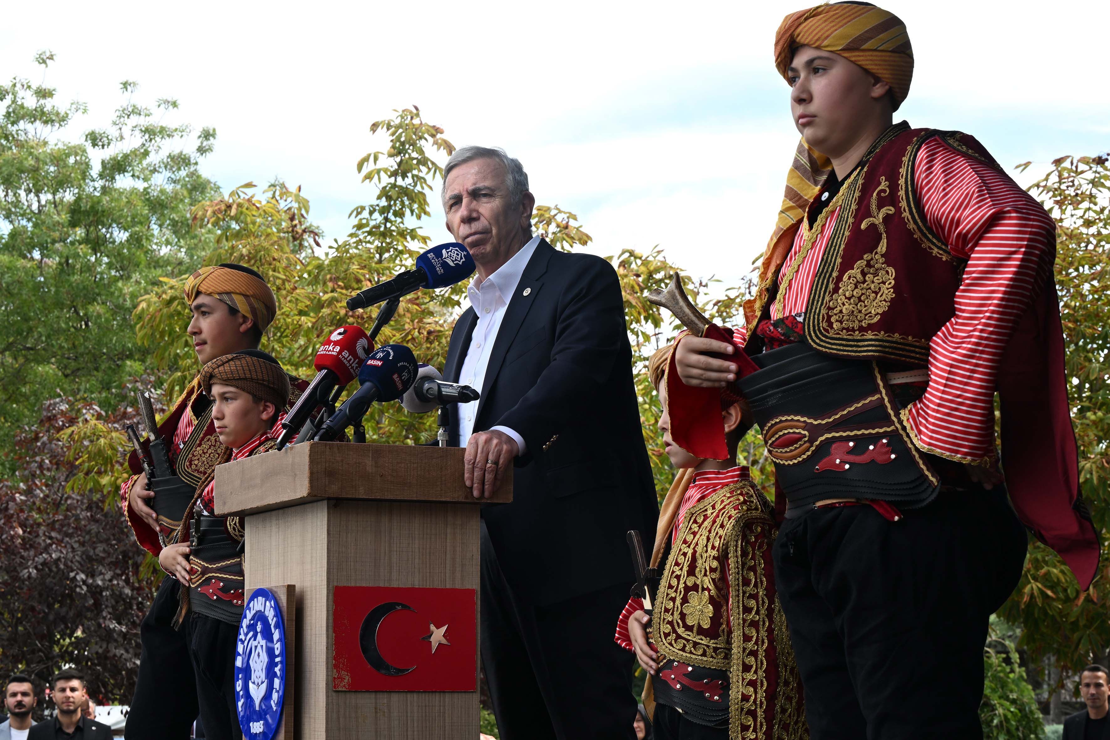Mansur Yavaş 29. Beypazarı Festivali’ne Katıldı (3)