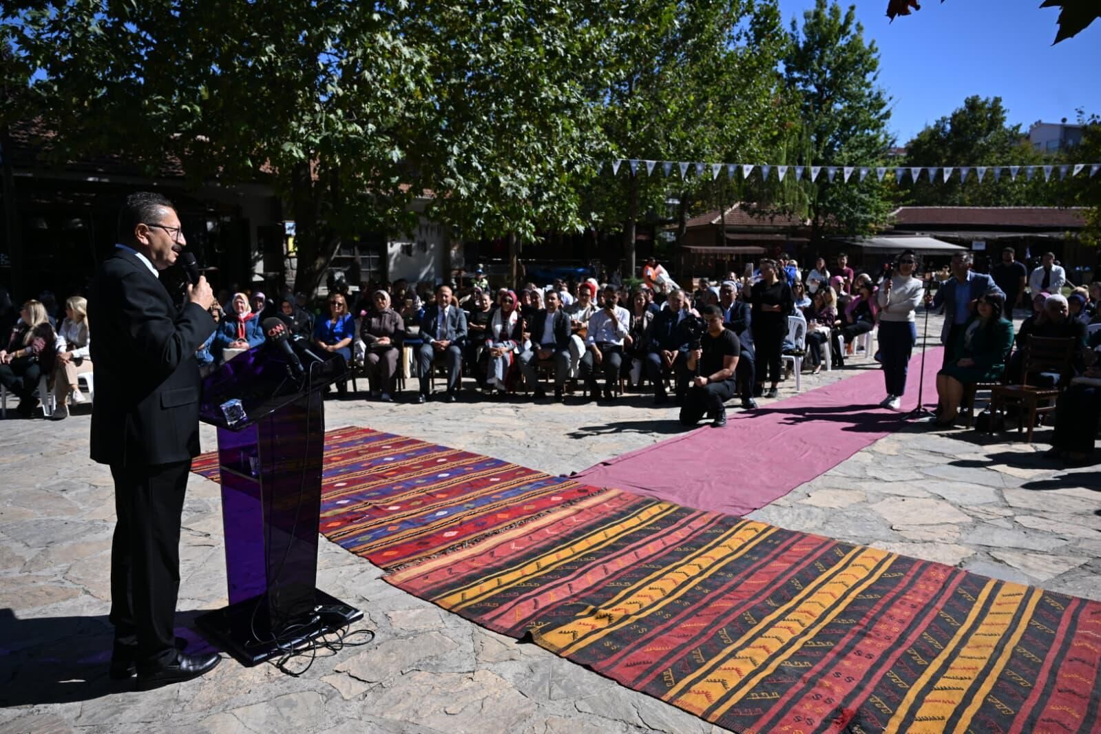 Türk Dünyasi Kültür Ve Sanat Festi̇vali̇ Altinköy’de Başladi (11)