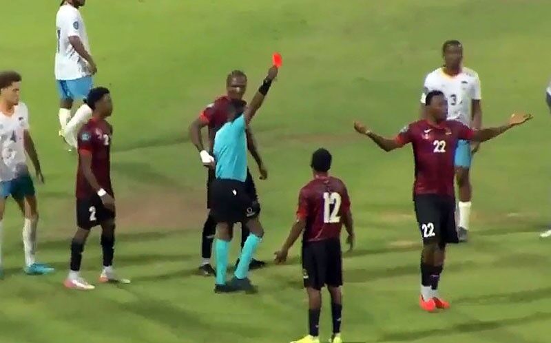Uzun Saçlı Futbolcu (3)