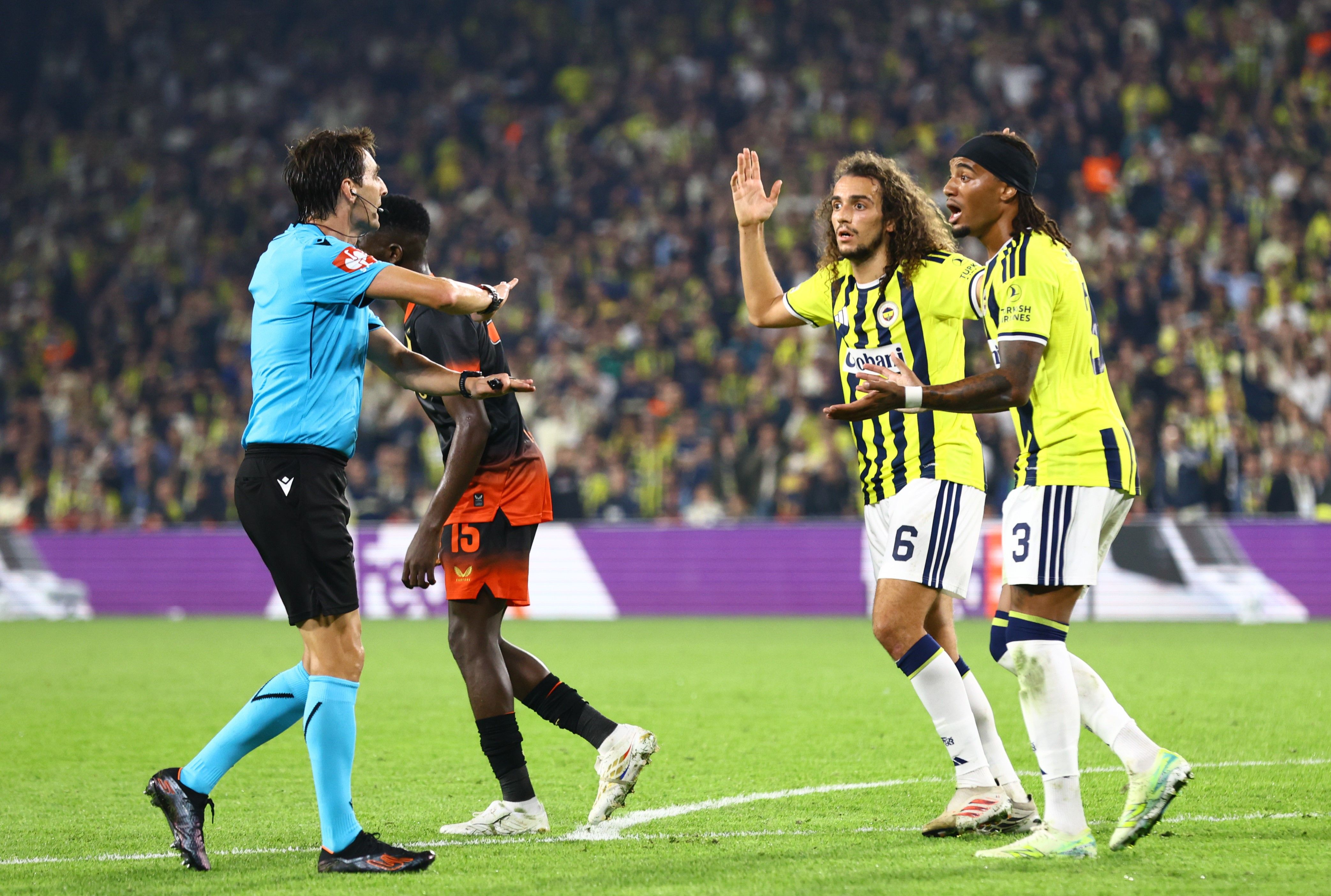 Fenerbahçe, Slavia Prag karşısında galibiyeti kaçırdı - 5