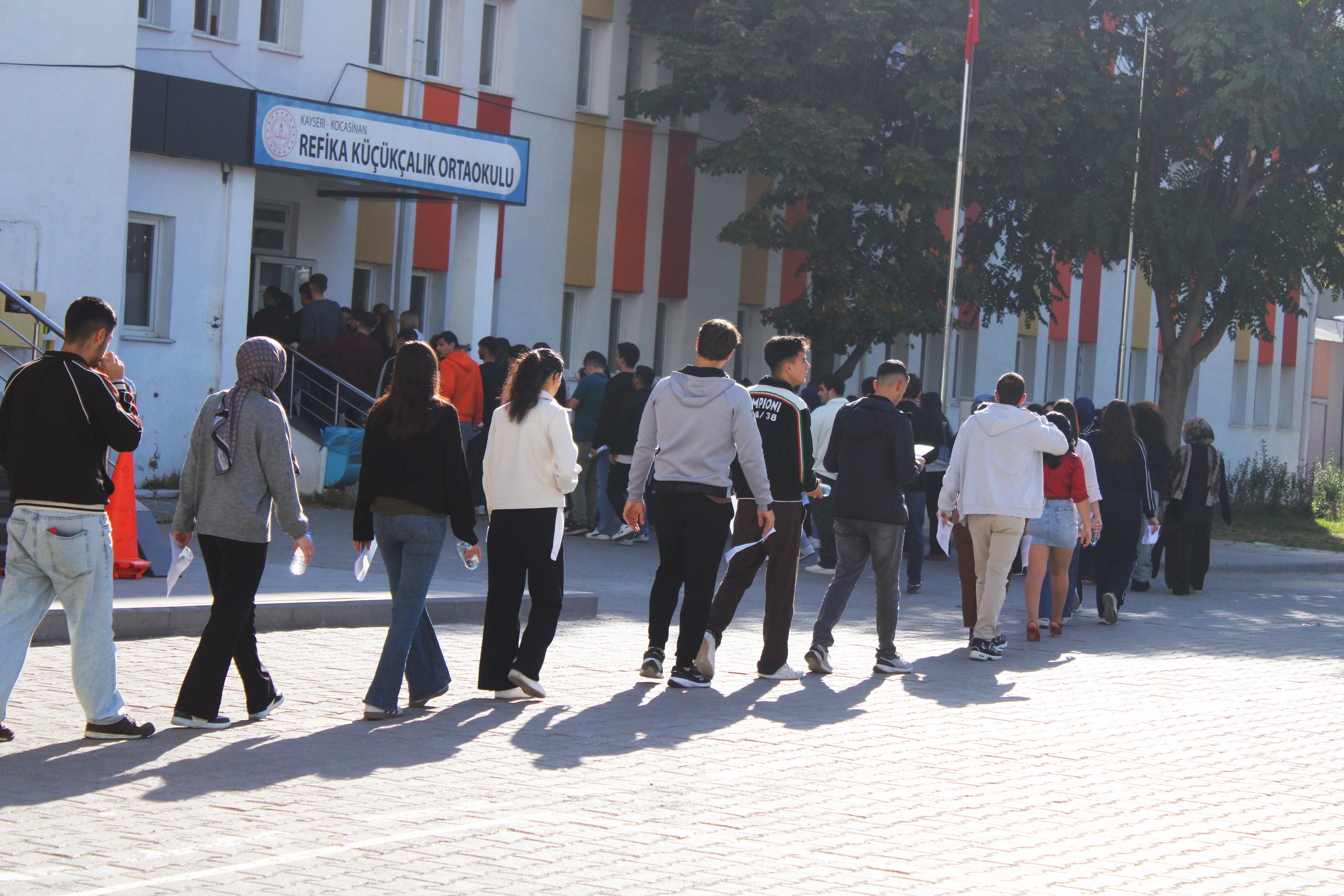 KPSS'ye dakikalarla geç kaldı, sınava alınmadı - 2