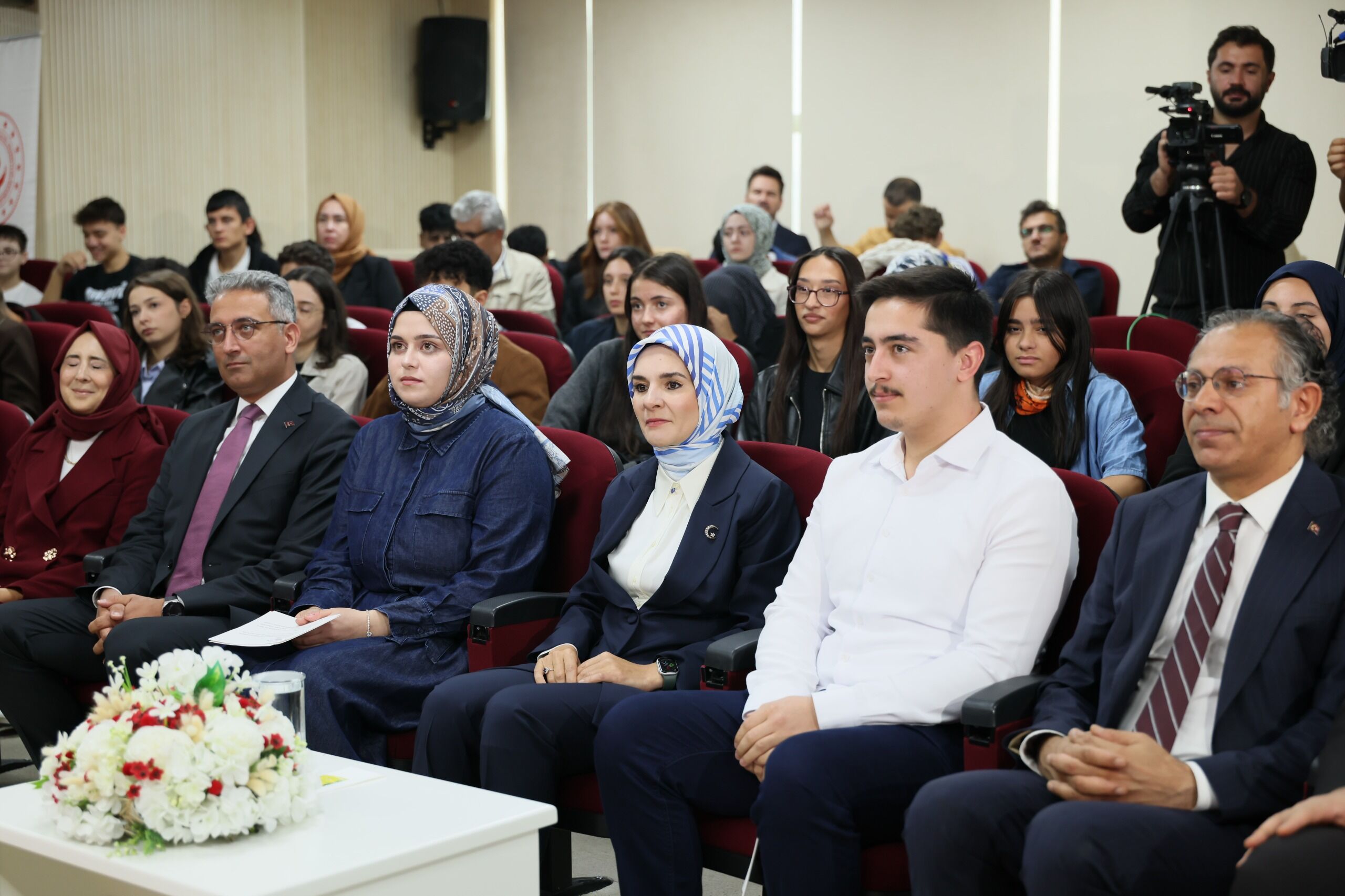 Devlet Korumasından Yararlanan Gençler (4)
